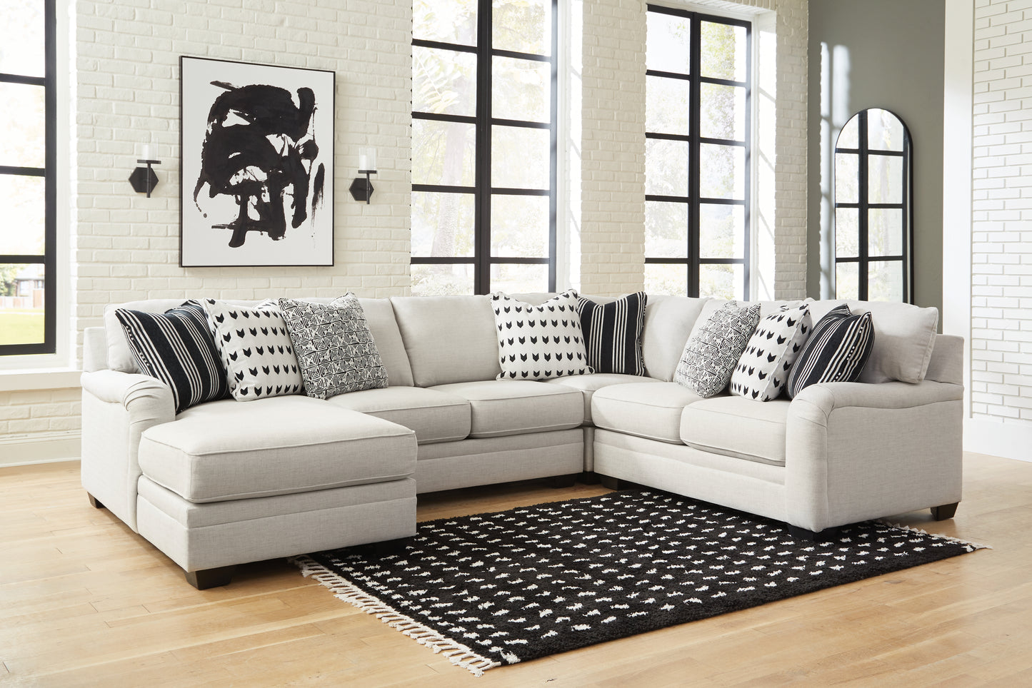 Auburndale Furniture Outlet - Ashley Furniture - Huntsworth Sectional - RAF 2-Piece Sectional with Chaise / Dove Gray - 39702S2