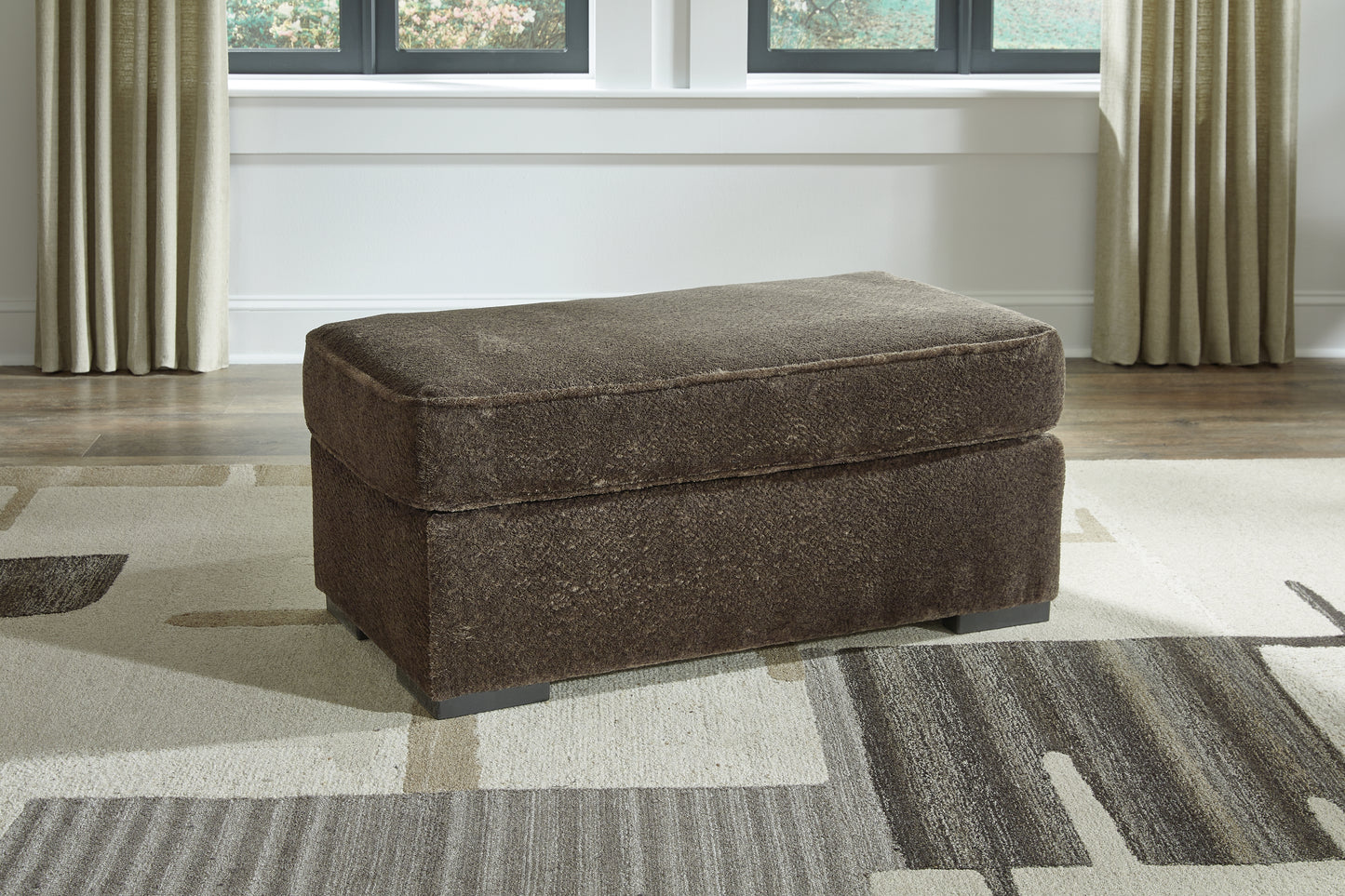 Auburndale Furniture Outlet - Ashley Furniture - Aylesworth Living Room - Sofa / Chocolate - 5370238