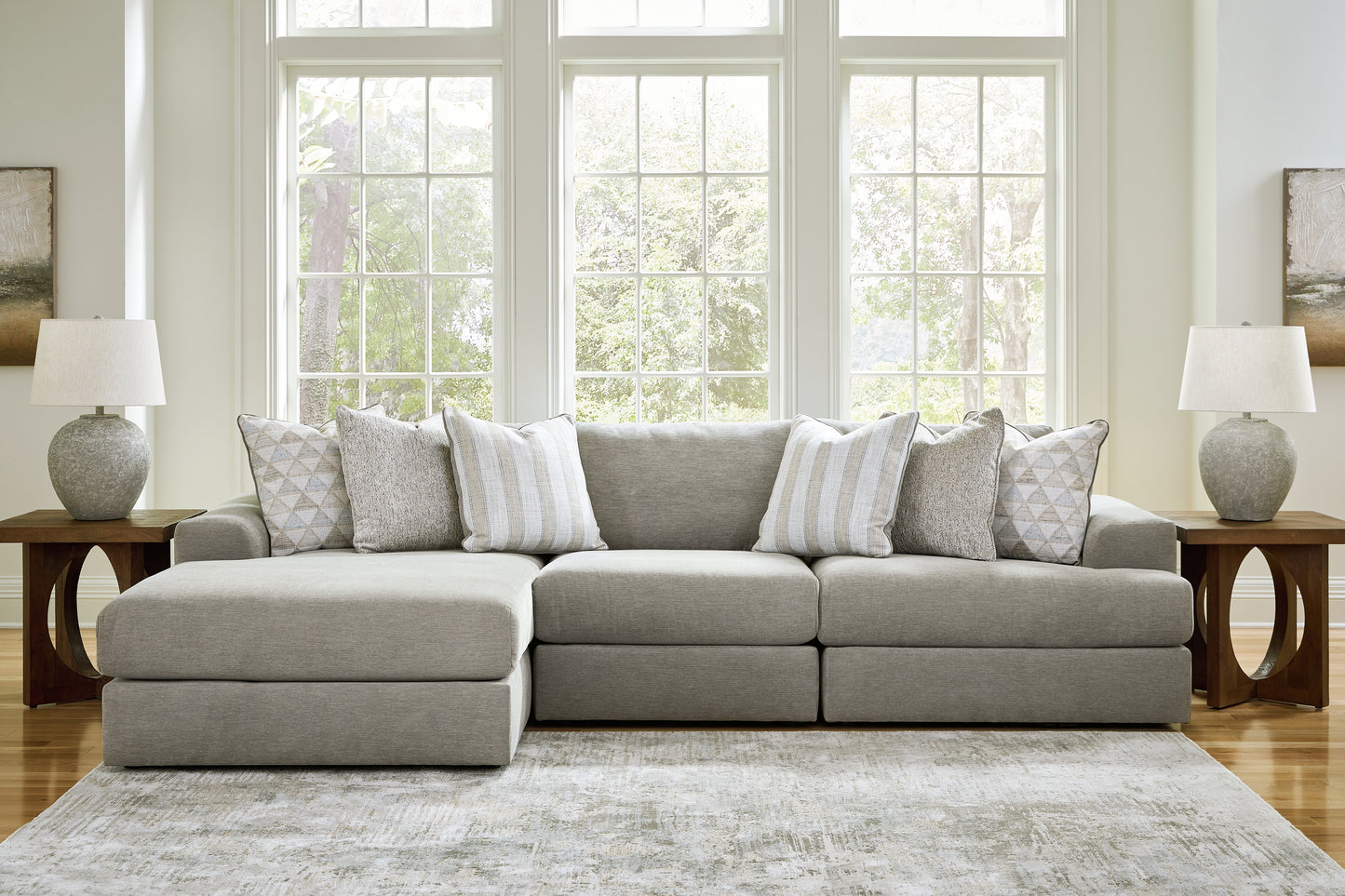 Auburndale Furniture Outlet - Ashley Furniture - Avaliyah Sectional - RAF 3-Piece Sectional with Chaise / Ash - 58103S3