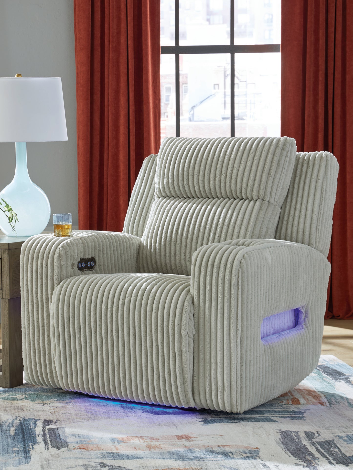 Auburndale Furniture Outlet - Ashley Furniture - Forest Lake Living Room - PWR Recliner/ADJ Headrest / Black - PC6420213