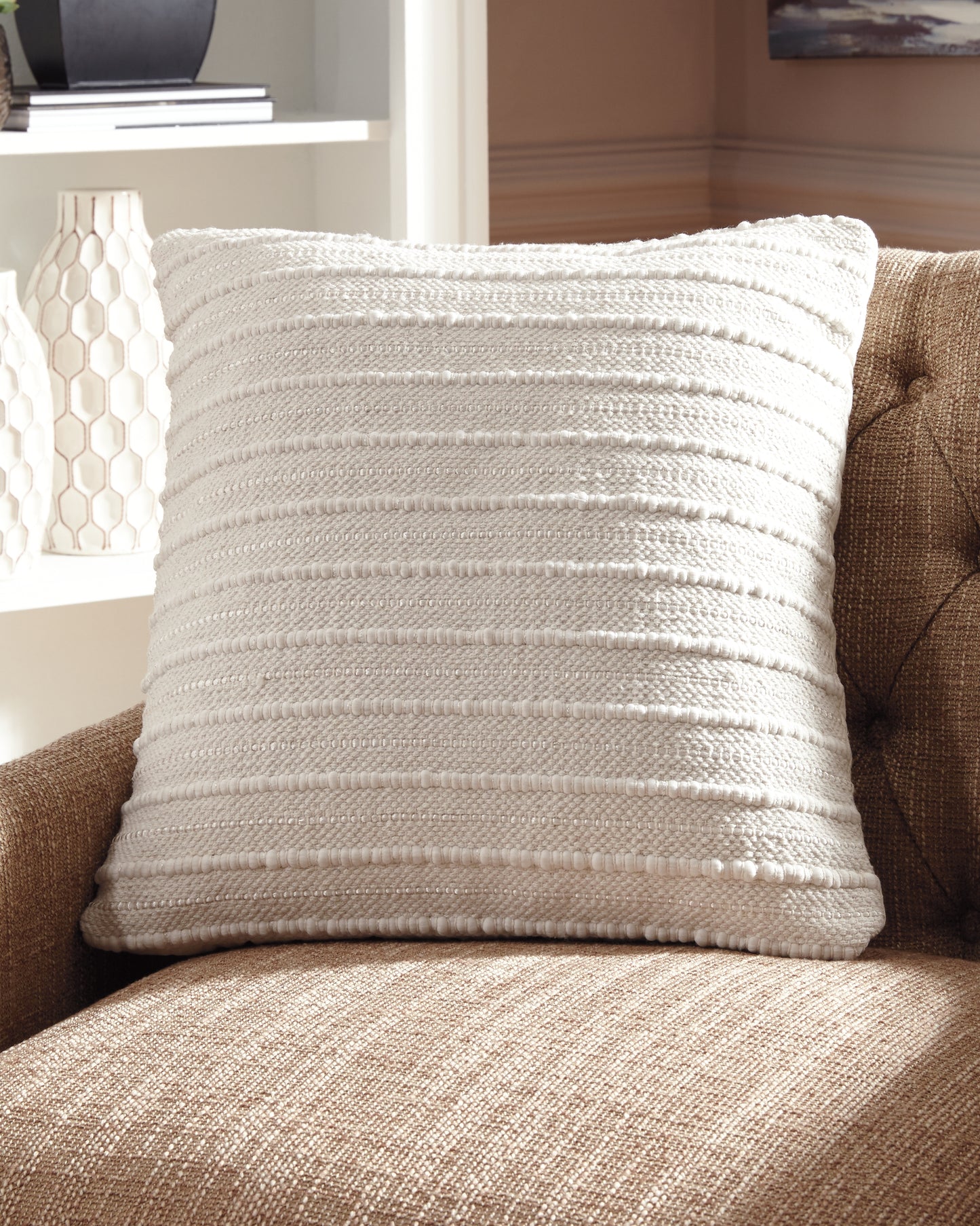 Auburndale Furniture Outlet - Ashley Furniture - Theban Pillows - Pillow (4/CS) / Cream - A1000454
