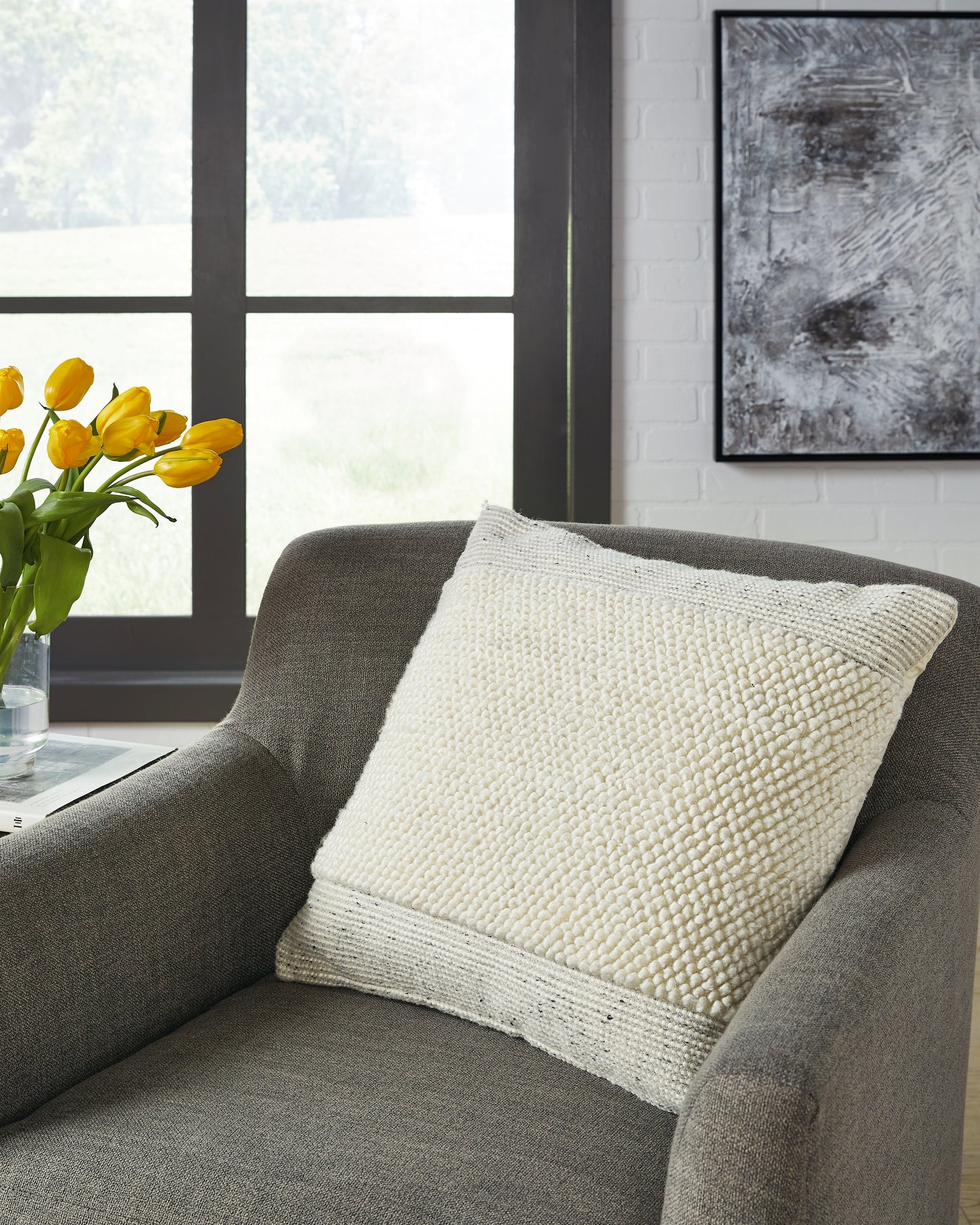 Auburndale Furniture Outlet - Ashley Furniture - Rowcher Pillows - Pillow / Gray/White - A1001004P