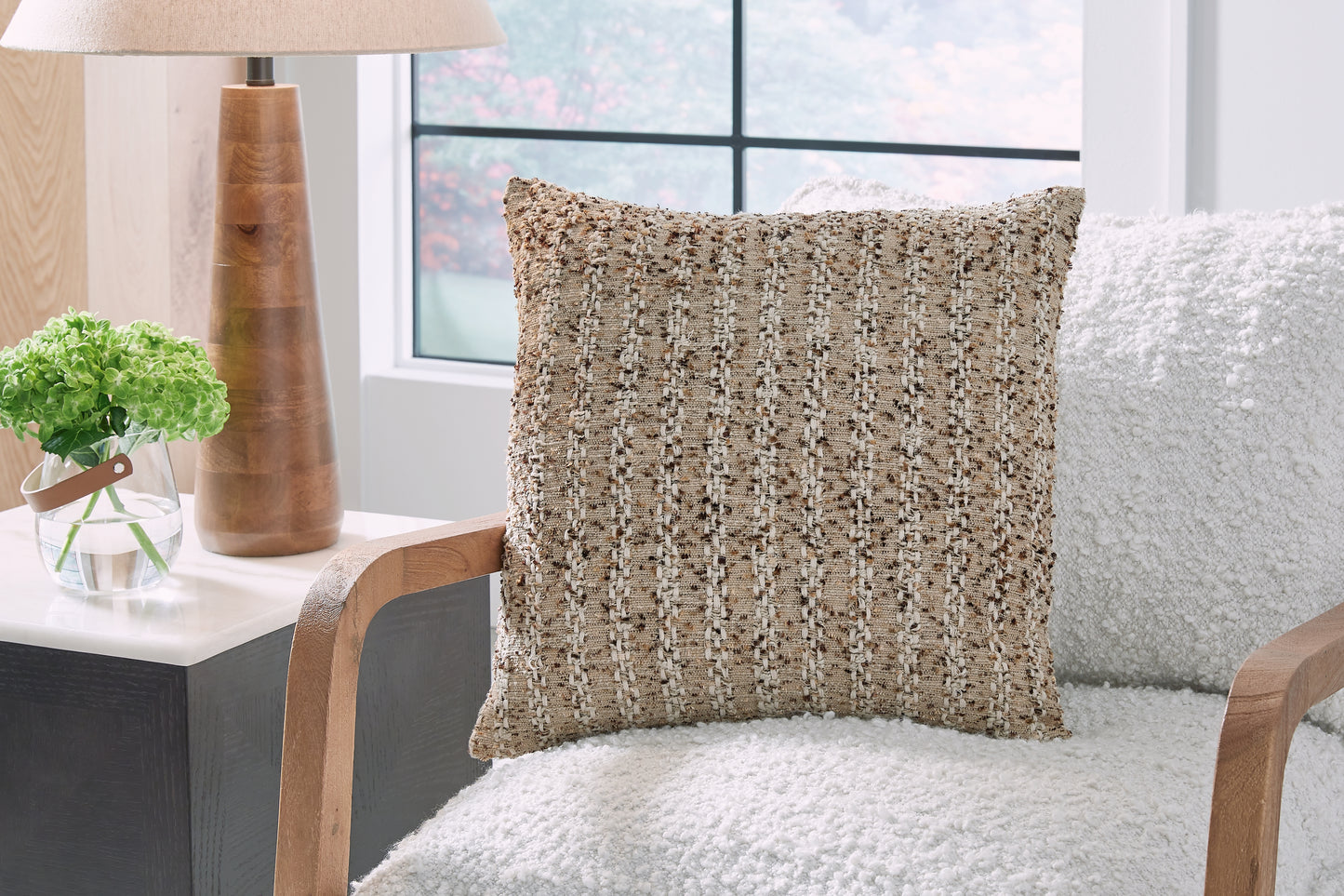 Auburndale Furniture Outlet - Ashley Furniture - Vorlane Pillows - Pillow (4/CS) / Tan/Brown/White - A1001046