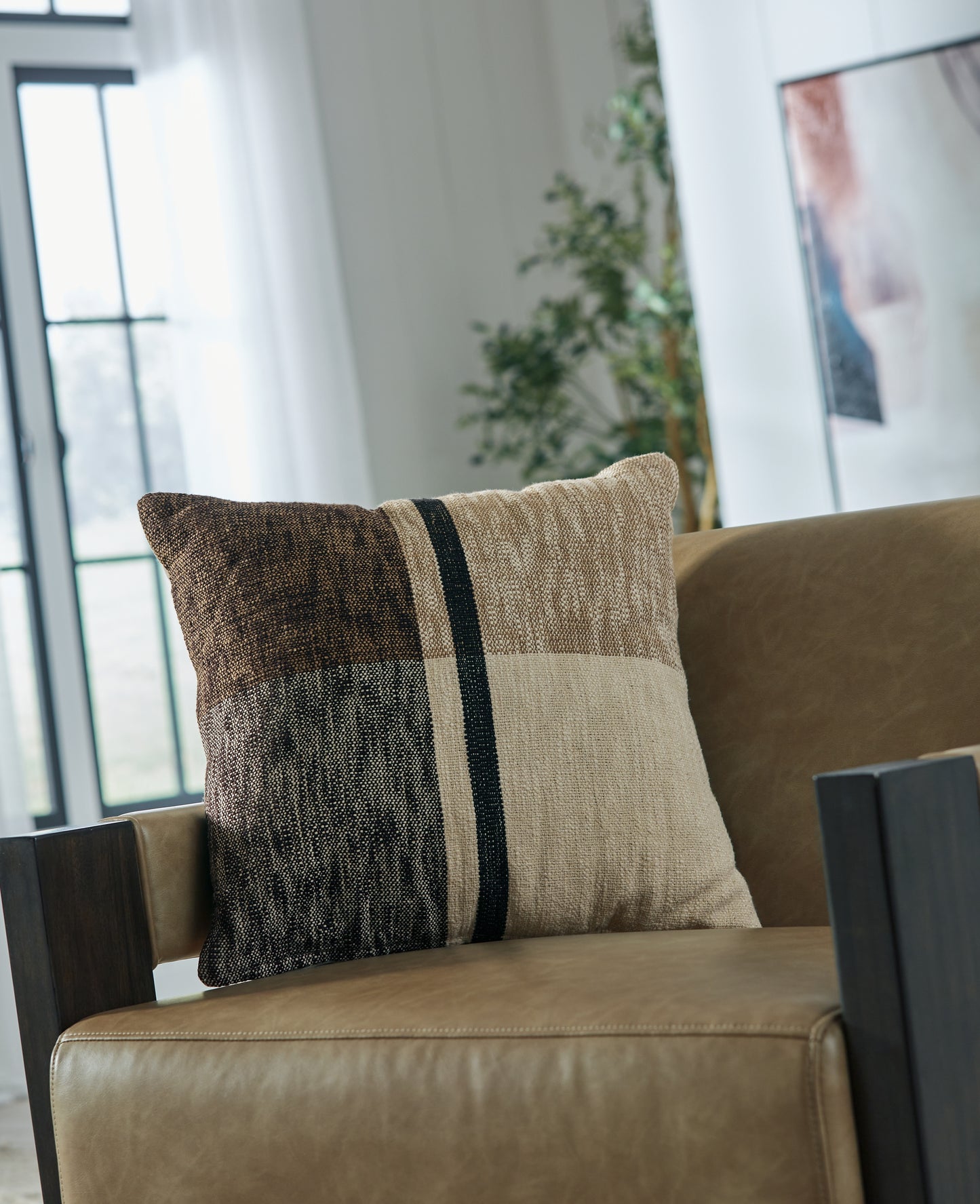 Auburndale Furniture Outlet - Ashley Furniture - Adrielton Pillows - Pillow (4/CS) / Black/Brown/Tan - A1001065