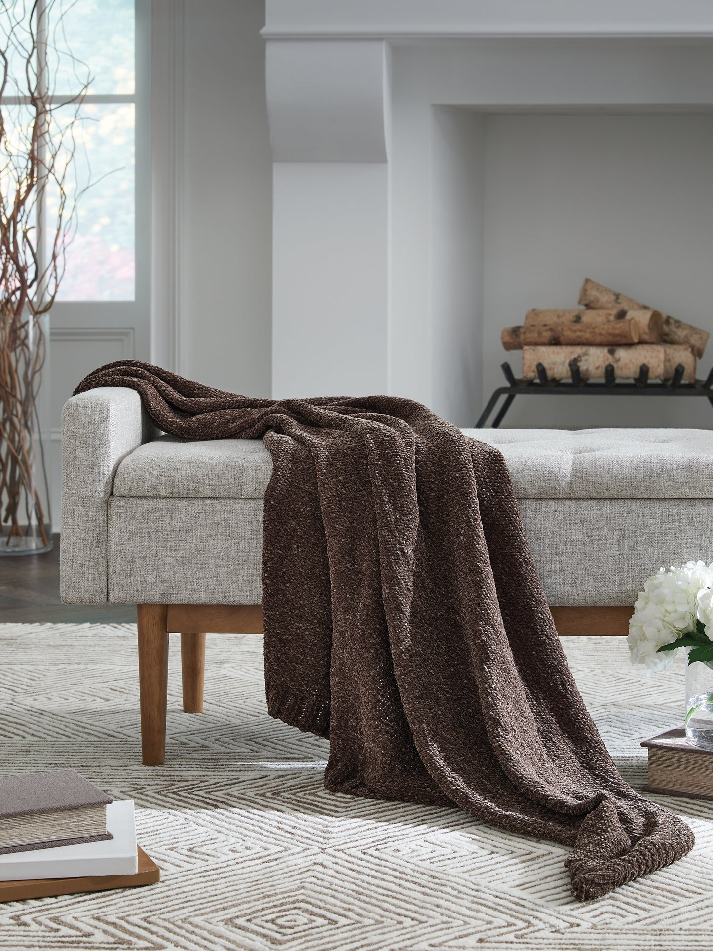 Auburndale Furniture Outlet - Ashley Furniture - Anawood Throw (Set of 3) - Throw (3/CS) / Brown - A1001098