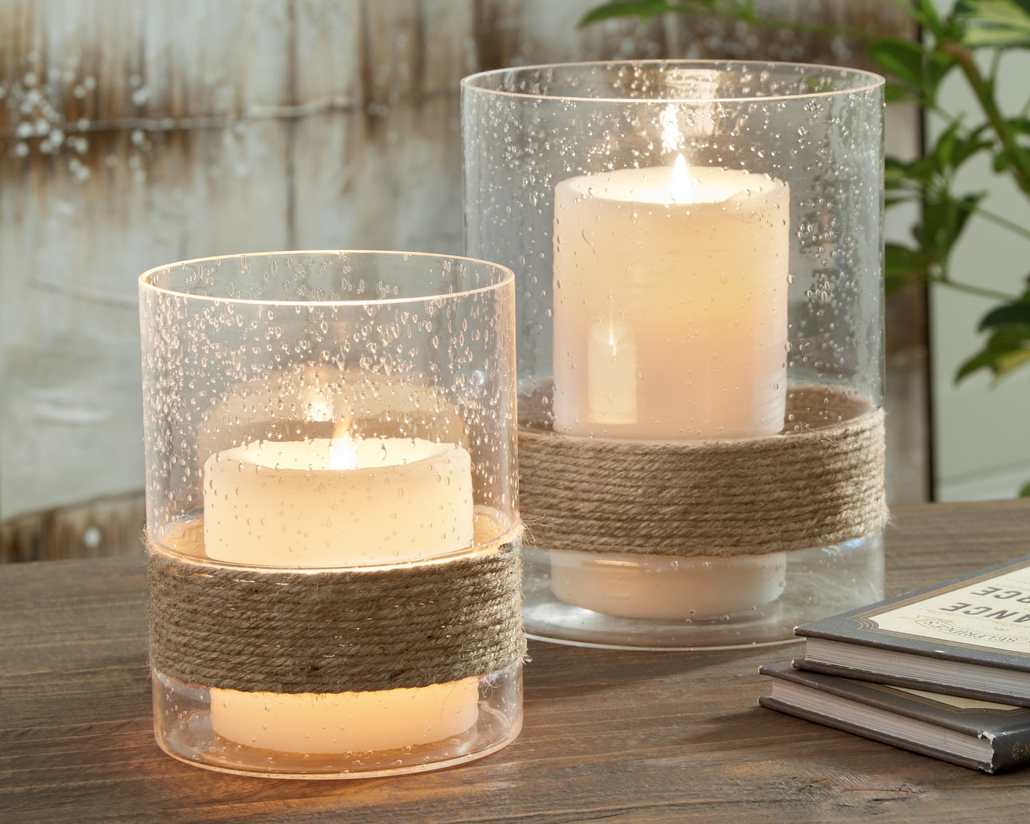 Auburndale Furniture Outlet - Ashley Furniture - Eudocia Candle Holder - Candle Holder Set (Set of 2) / Clear - A2000456