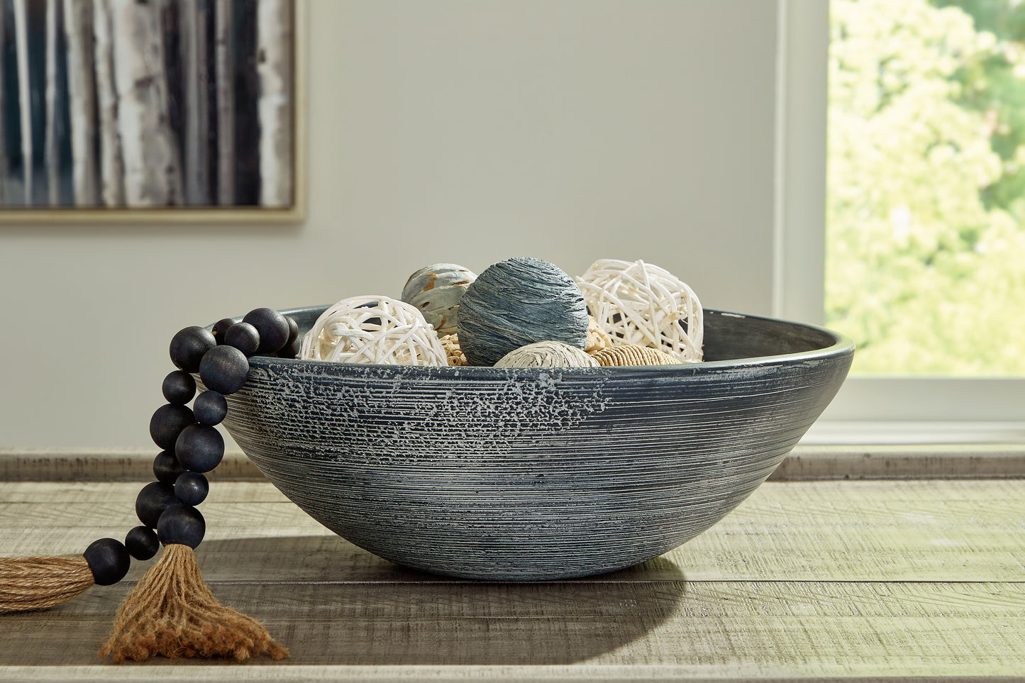 Auburndale Furniture Outlet - Ashley Furniture - Meadie Bowl - Bowl / Distressed Black - A2000792