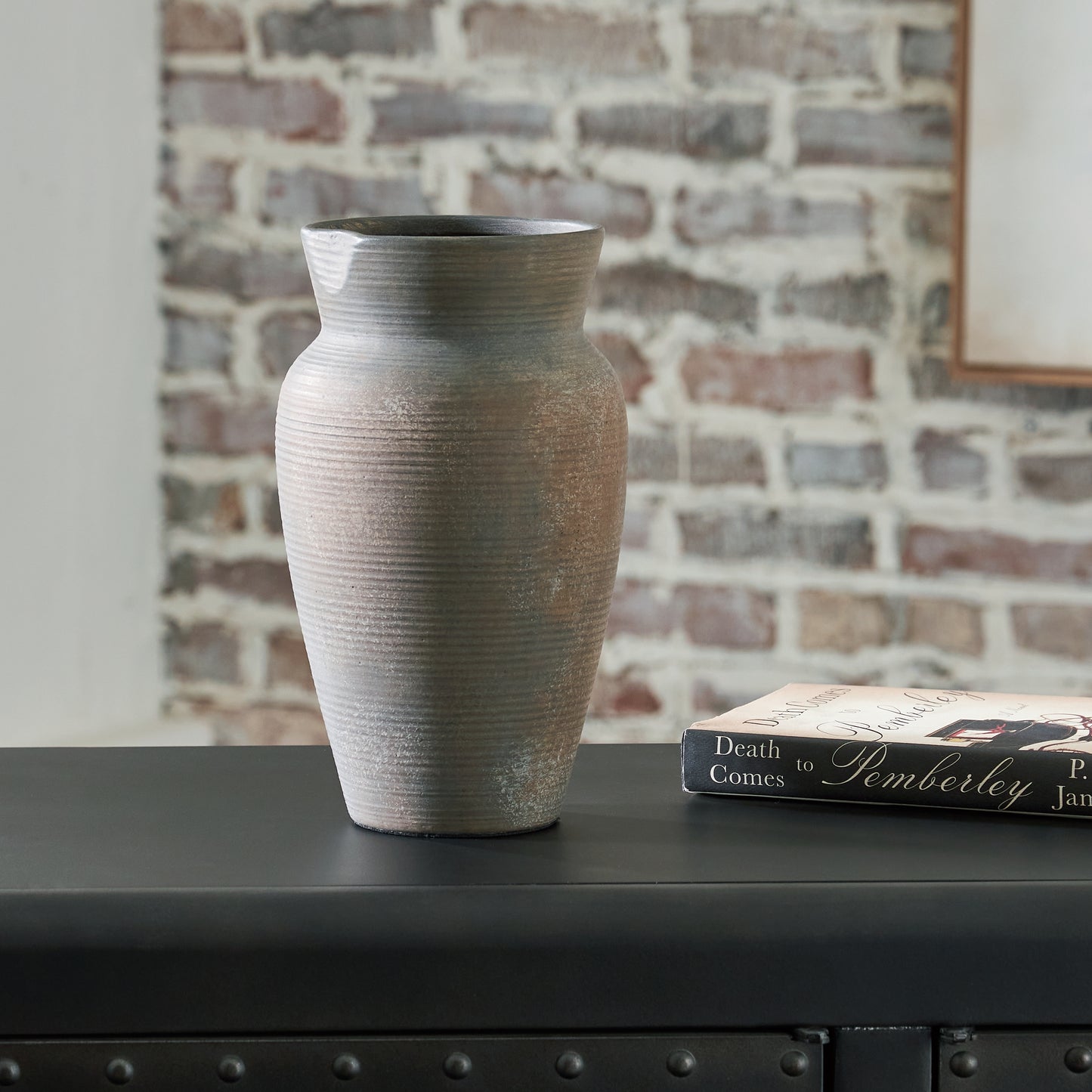 Auburndale Furniture Outlet - Ashley Furniture - Brickmen Vase - Vase / Antique Gray - A2000657