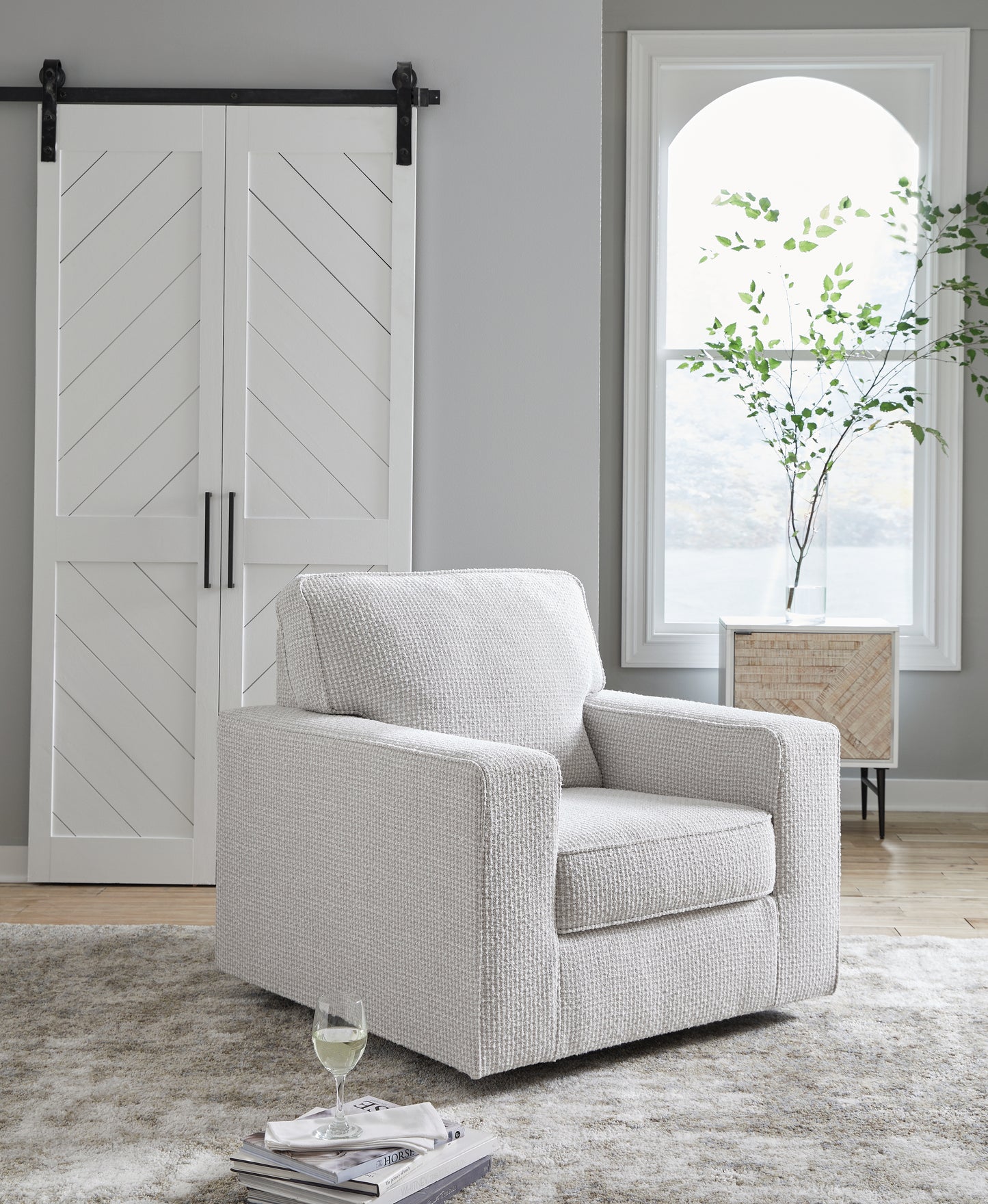 Auburndale Furniture Outlet - Ashley Furniture - Olwenburg Swivel Accent Chair - Swivel Accent Chair / Taupe - A3000650