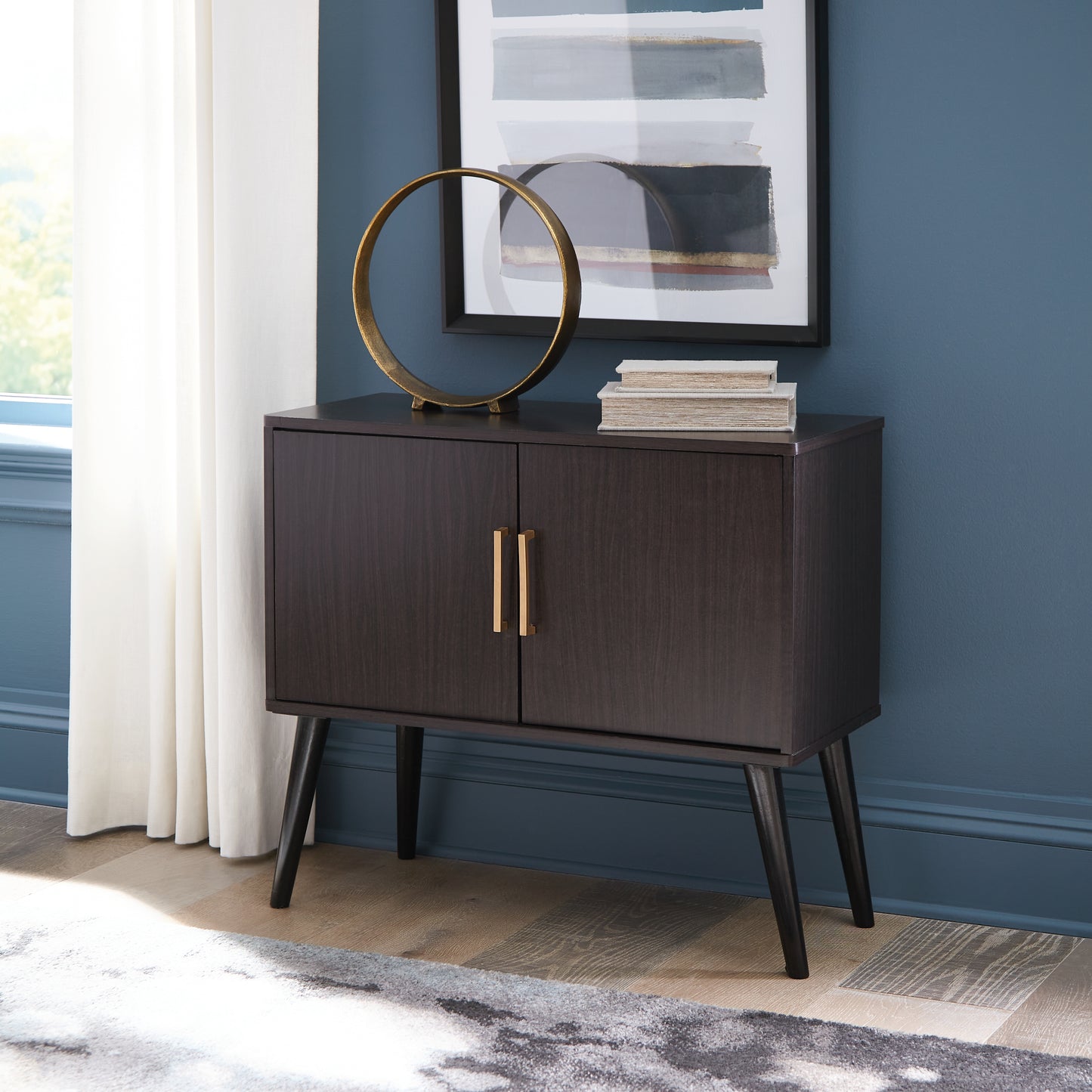 Auburndale Furniture Outlet - Ashley Furniture - Orinfield Accent Cabinet - Accent Cabinet / Dark Brown - A4000399