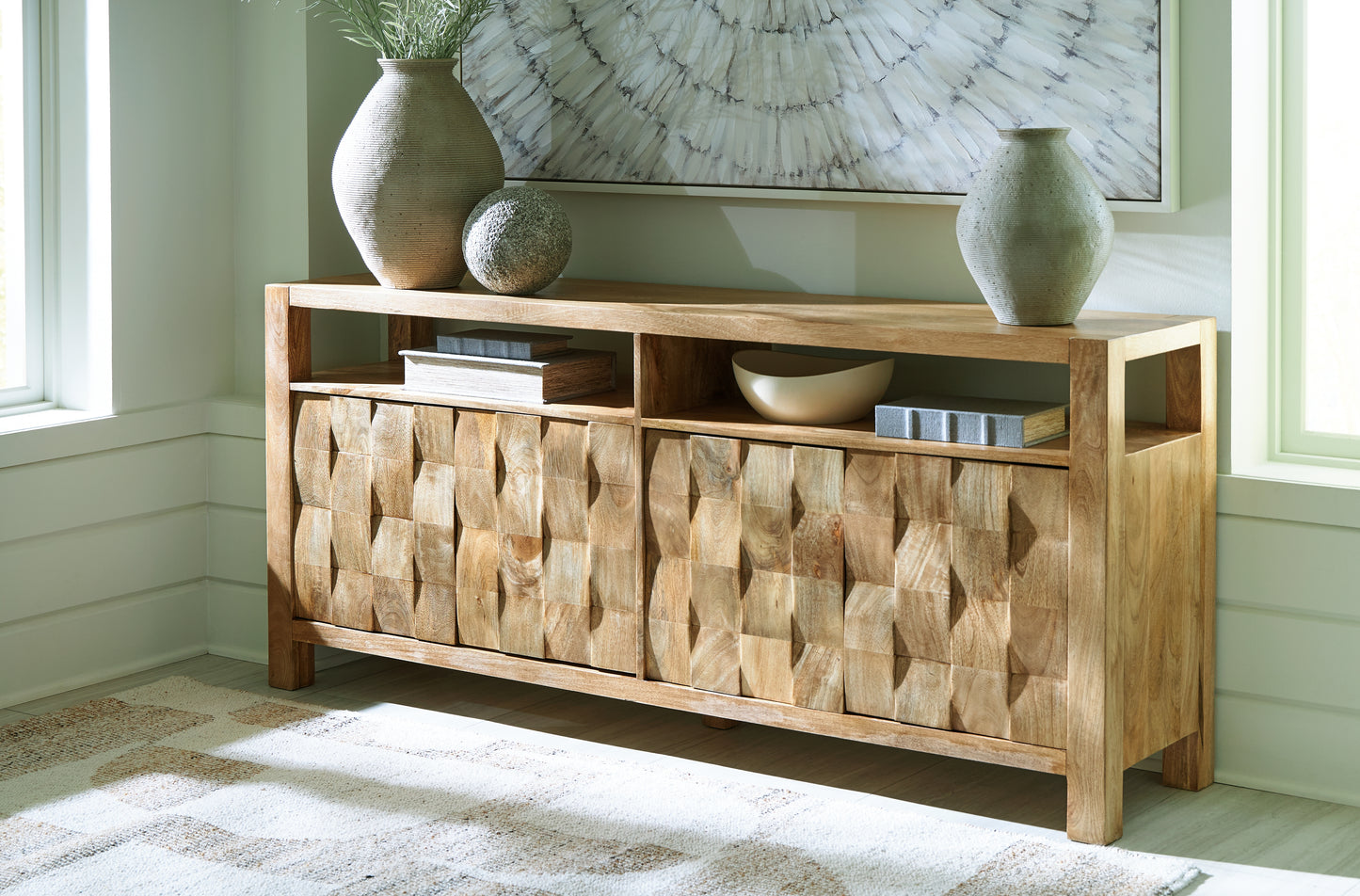 Auburndale Furniture Outlet - Ashley Furniture - Hudwick Accent Cabinet - Accent Cabinet / Natural Brown - A4000672