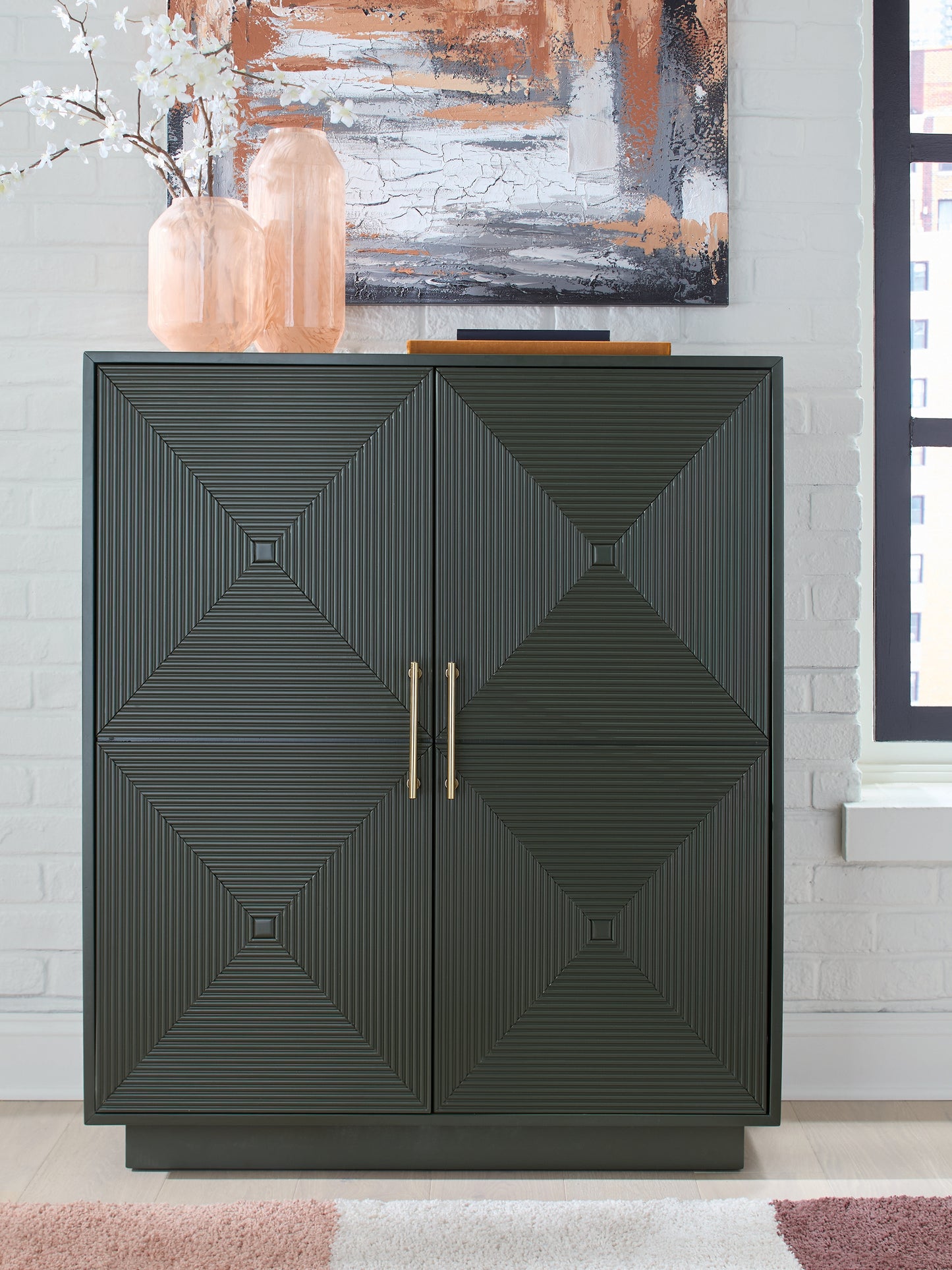 Auburndale Furniture Outlet - Ashley Furniture - Geirwood Accent Cabinet - Accent Cabinet / Dark Green - A4000676