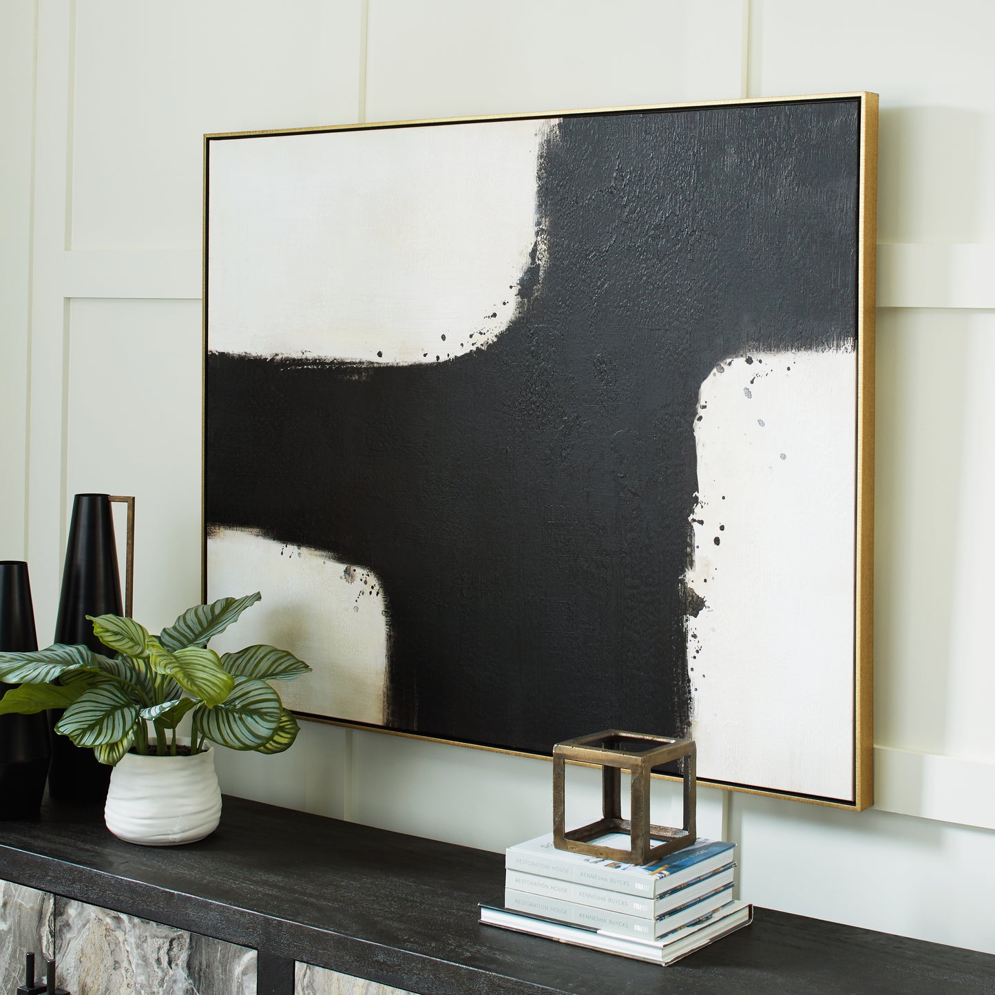 Auburndale Furniture Outlet - Ashley Furniture - Reighlea Wall Decor - Wall Art / Black/White - A8000352