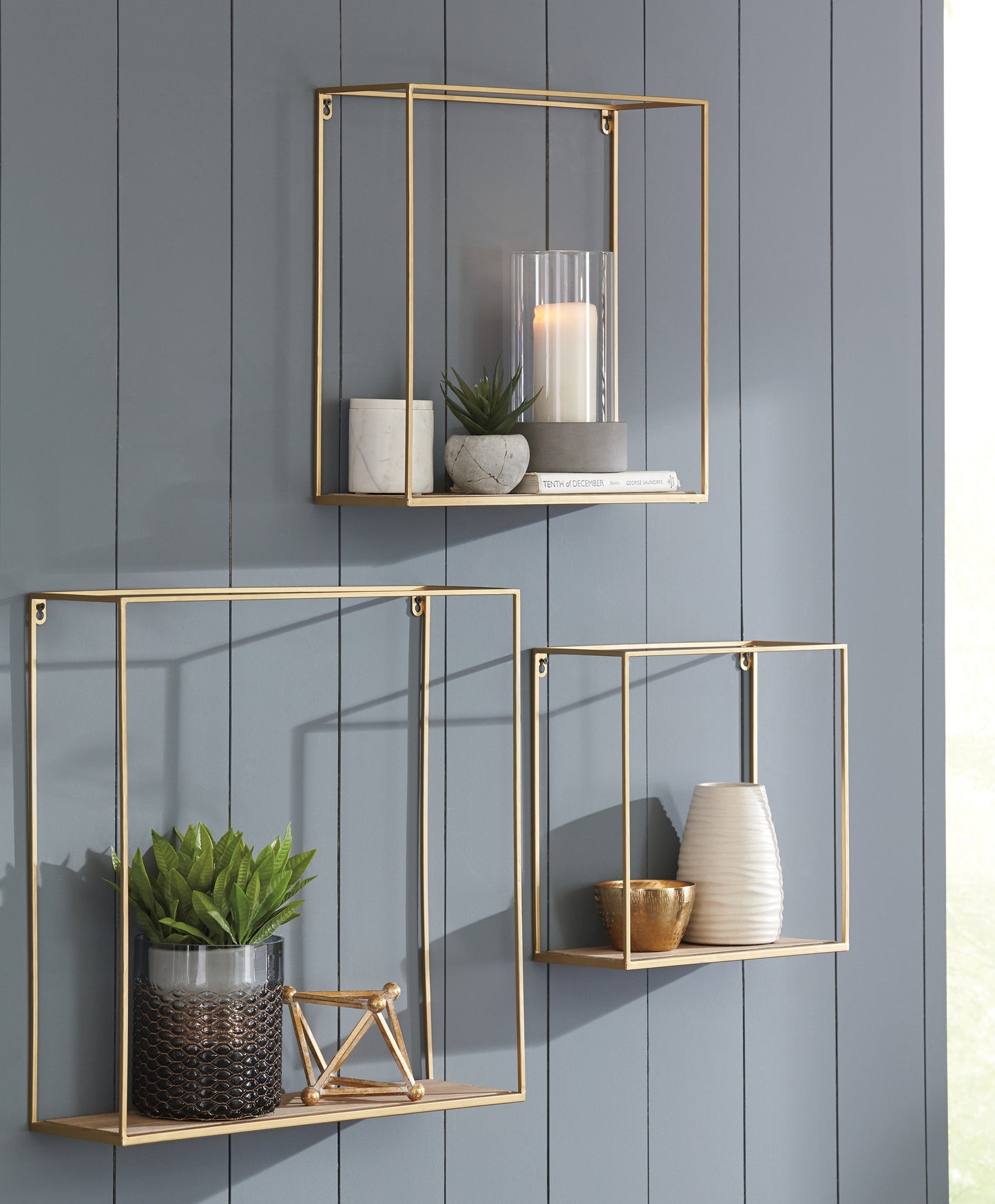 Auburndale Furniture Outlet - Ashley Furniture - Efharis Wall Decor - Wall Shelf Set (3/CN) / Natural/Gold Finish - A8010107