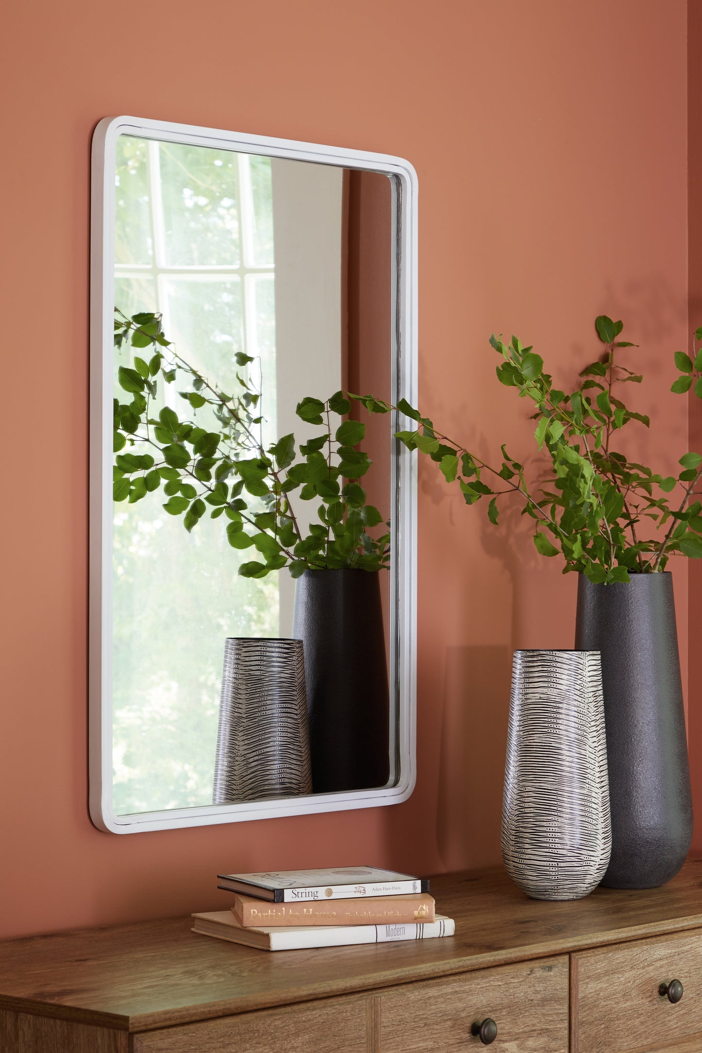 Auburndale Furniture Outlet - Ashley Furniture - Brocky Mirror - Accent Mirror / White - A8010293