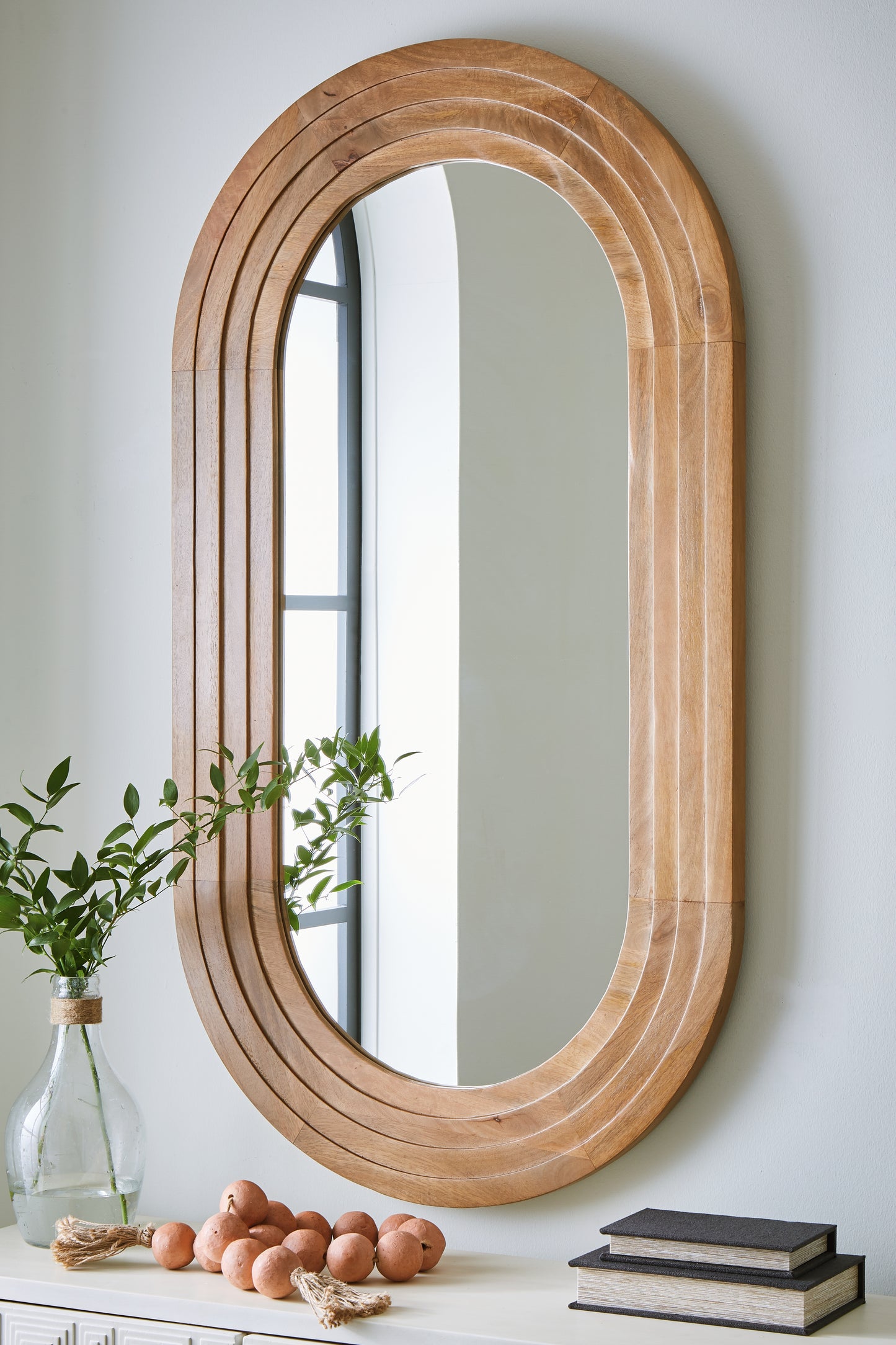 Auburndale Furniture Outlet - Ashley Furniture - Daverly Mirror - Accent Mirror / Brown - A8010326