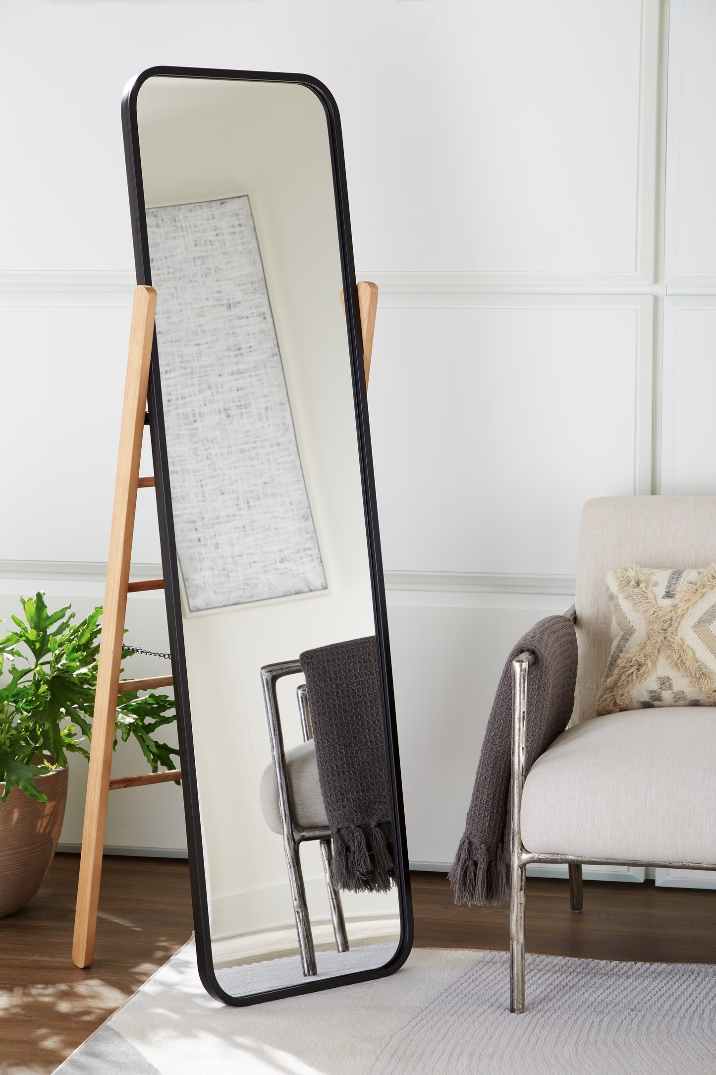Auburndale Furniture Outlet - Ashley Furniture - Bronick Mirror - Floor Mirror / Black/Brown - A8010342
