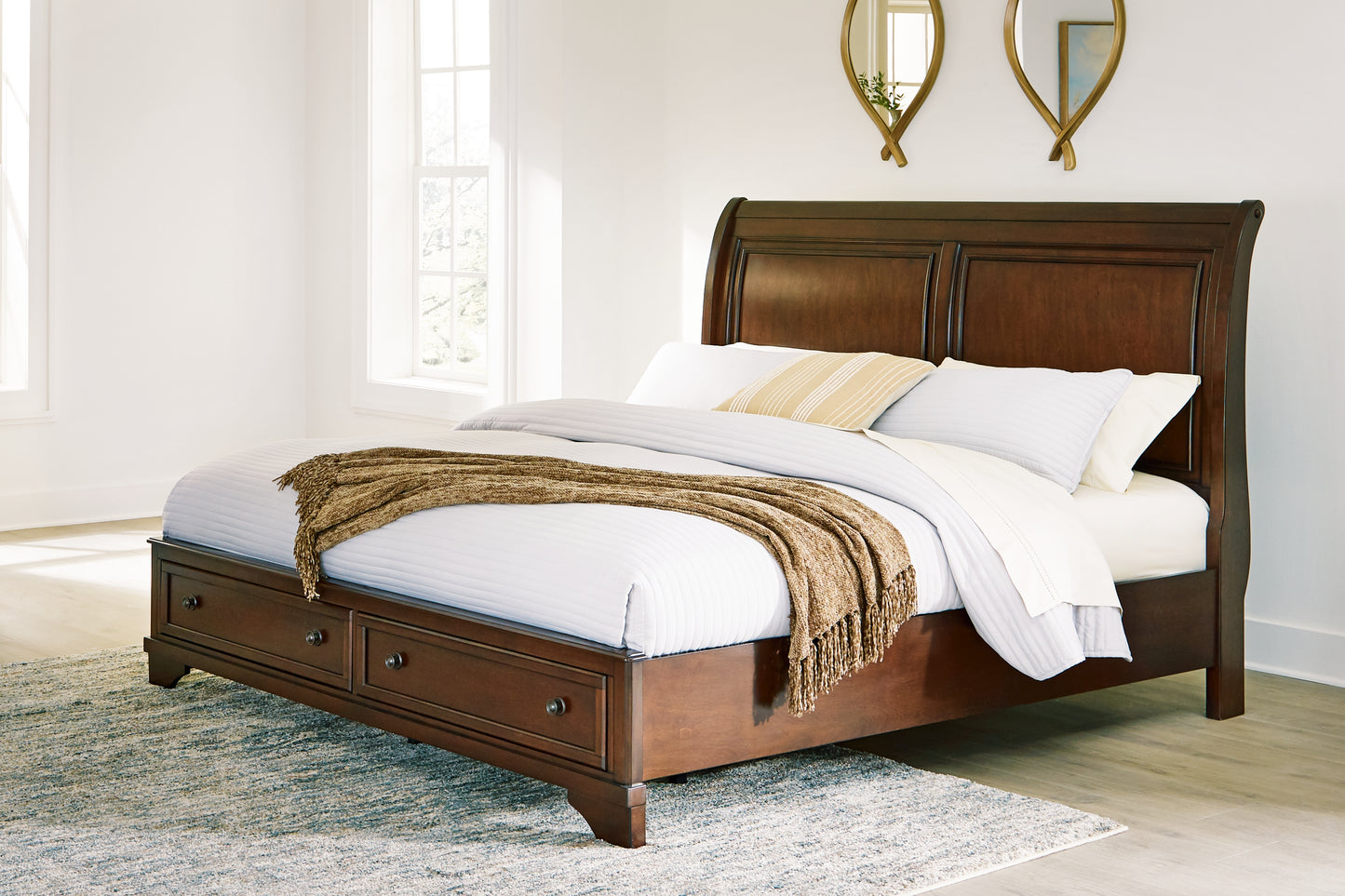 Auburndale Furniture Outlet - Ashley Furniture - Trellington Bedroom - King Sleigh Storage Bed / Brown - B716B2