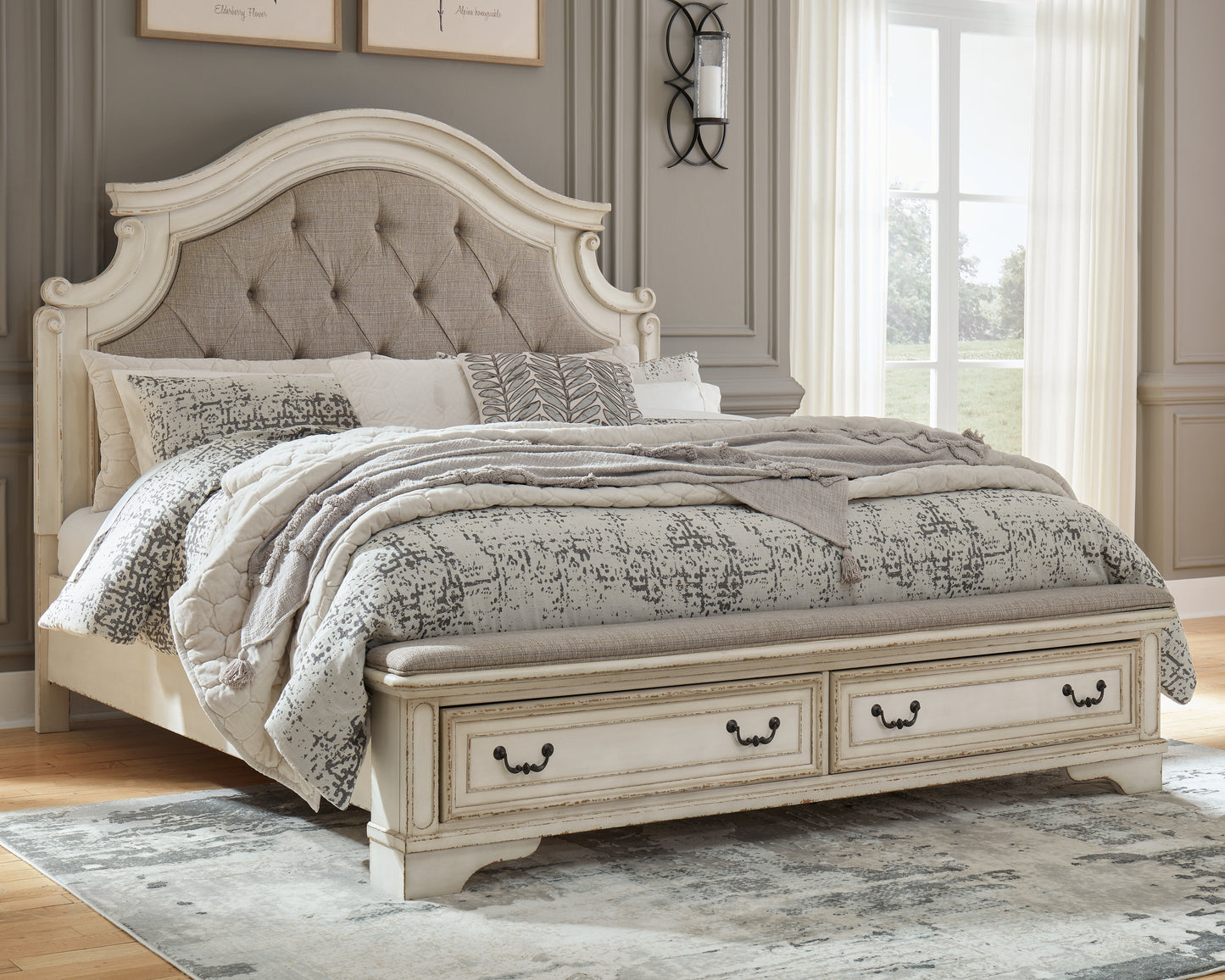 Auburndale Furniture Outlet - Ashley Furniture - Realyn Bedroom - King Upholstered Storage Bed / Two-tone - B743B20