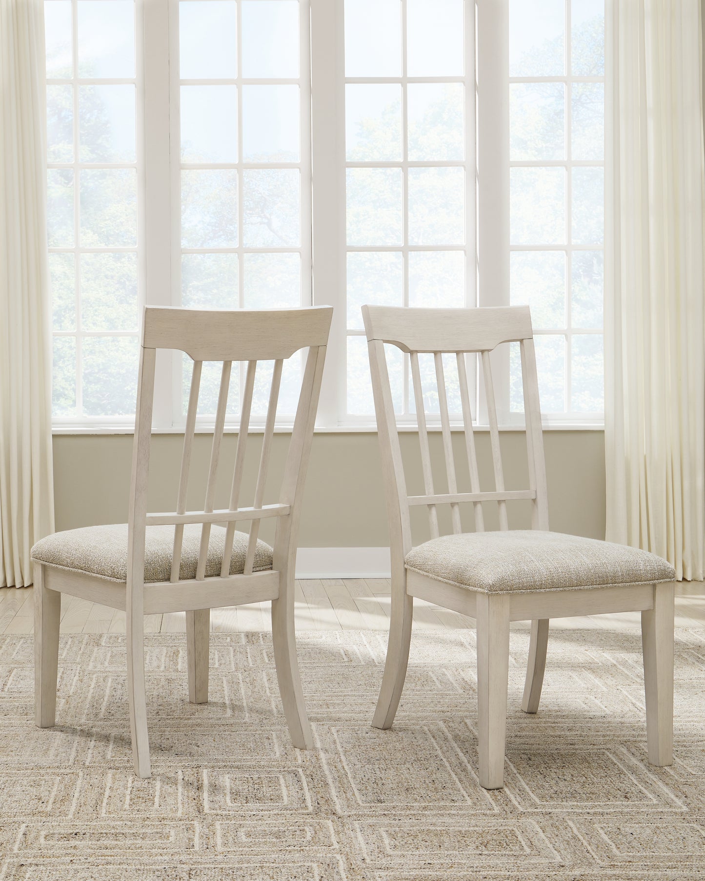 Auburndale Furniture Outlet - Ashley Furniture - Shaybrock Dining Room - Dining Chair (Set of 2) / Multi - D683-02X2