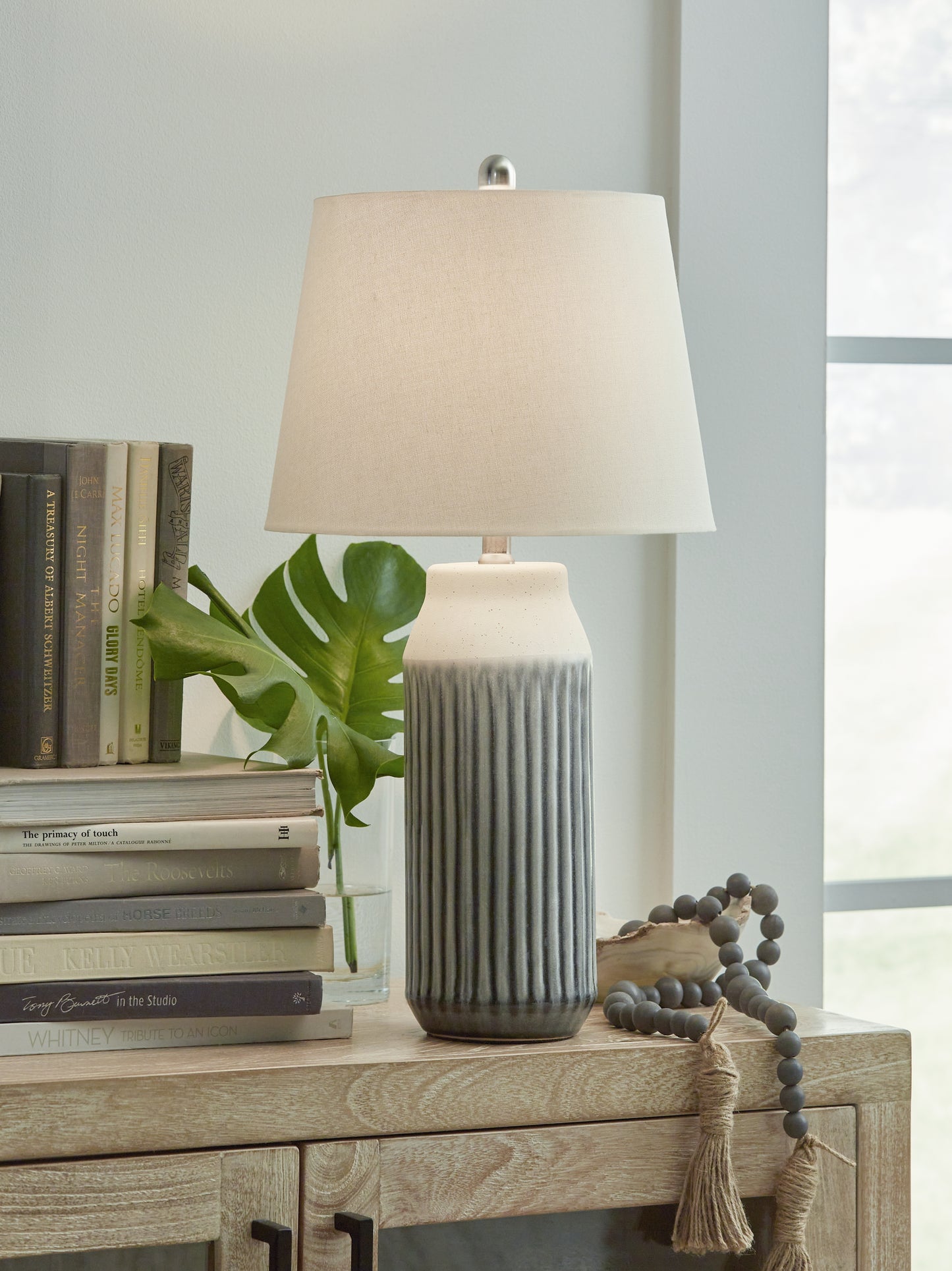 Auburndale Furniture Outlet - Ashley Furniture - Afener Lighting - Ceramic Table Lamp (Set of 2) / Blue/Beige - L177984