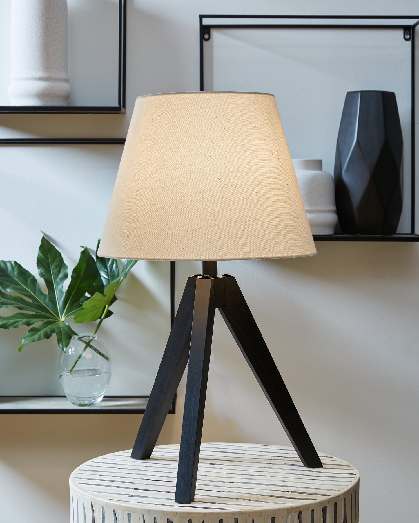 Auburndale Furniture Outlet - Ashley Furniture - Laifland Lighting - Wood Table Lamp (Set of 2) / Black - L329074