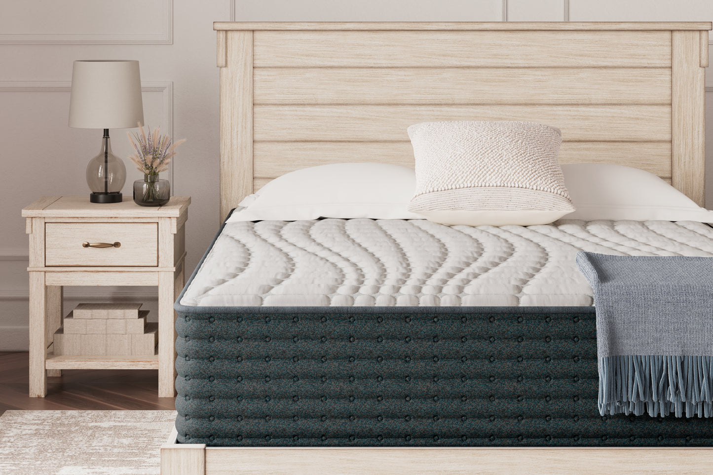 Auburndale Furniture Outlet - Ashley Furniture - Hybrid 1300 Mattresses - King / White - M43641