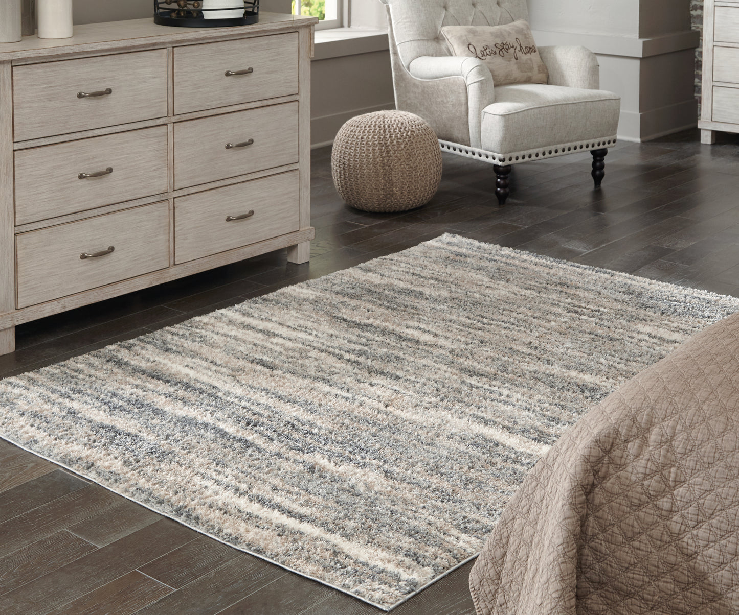 Auburndale Furniture Outlet - Ashley Furniture - Gizela Rug - 7'10" x 10' Rug / Ivory/Beige/Gray - R404861