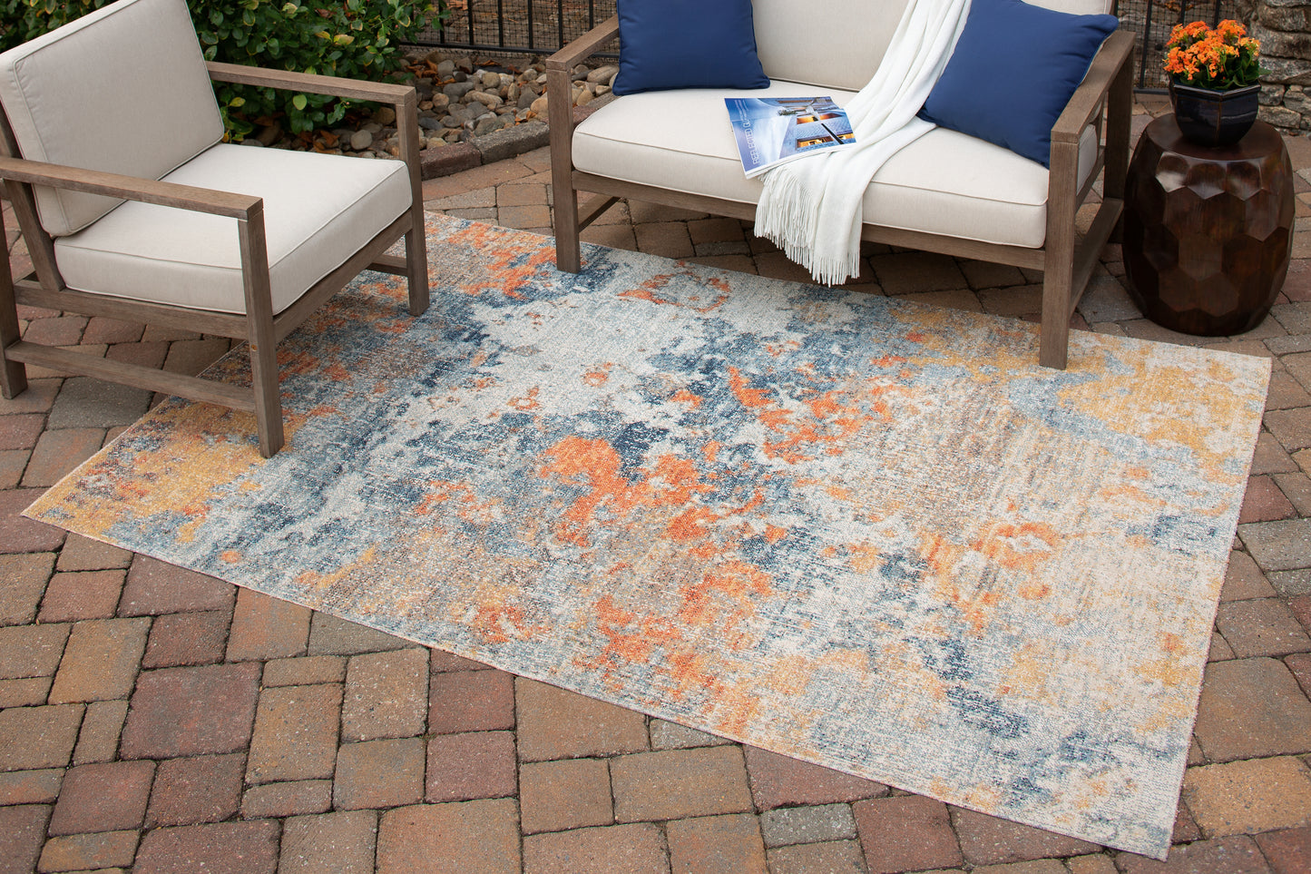 Auburndale Furniture Outlet - Ashley Furniture - Wraylen Rug - 7'10" x 10' Rug / Multi - R405051