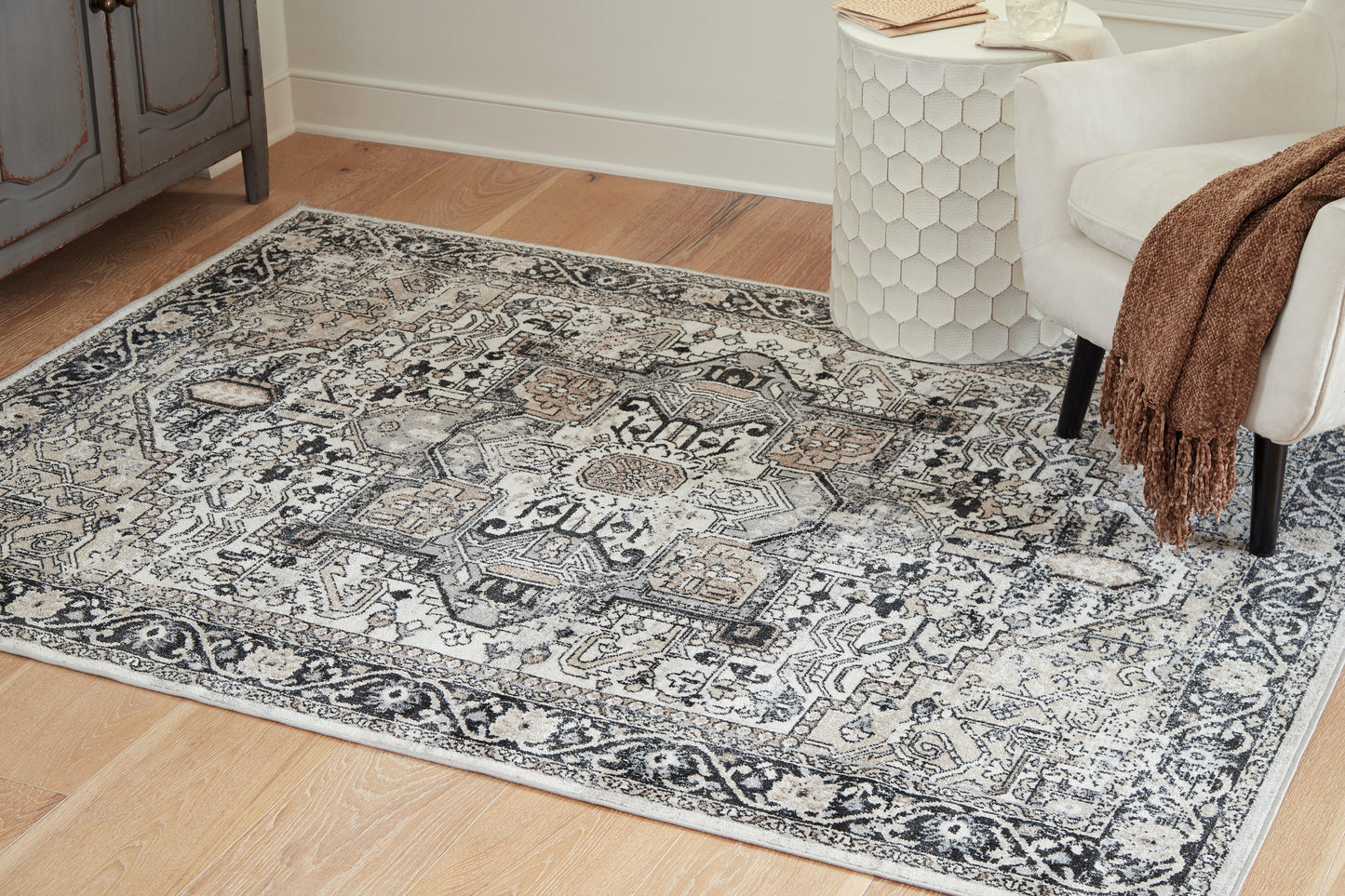 Auburndale Furniture Outlet - Ashley Furniture - Gregmoore Rug - 5'2" x 6'10" Washable Rug / Multi - R405822