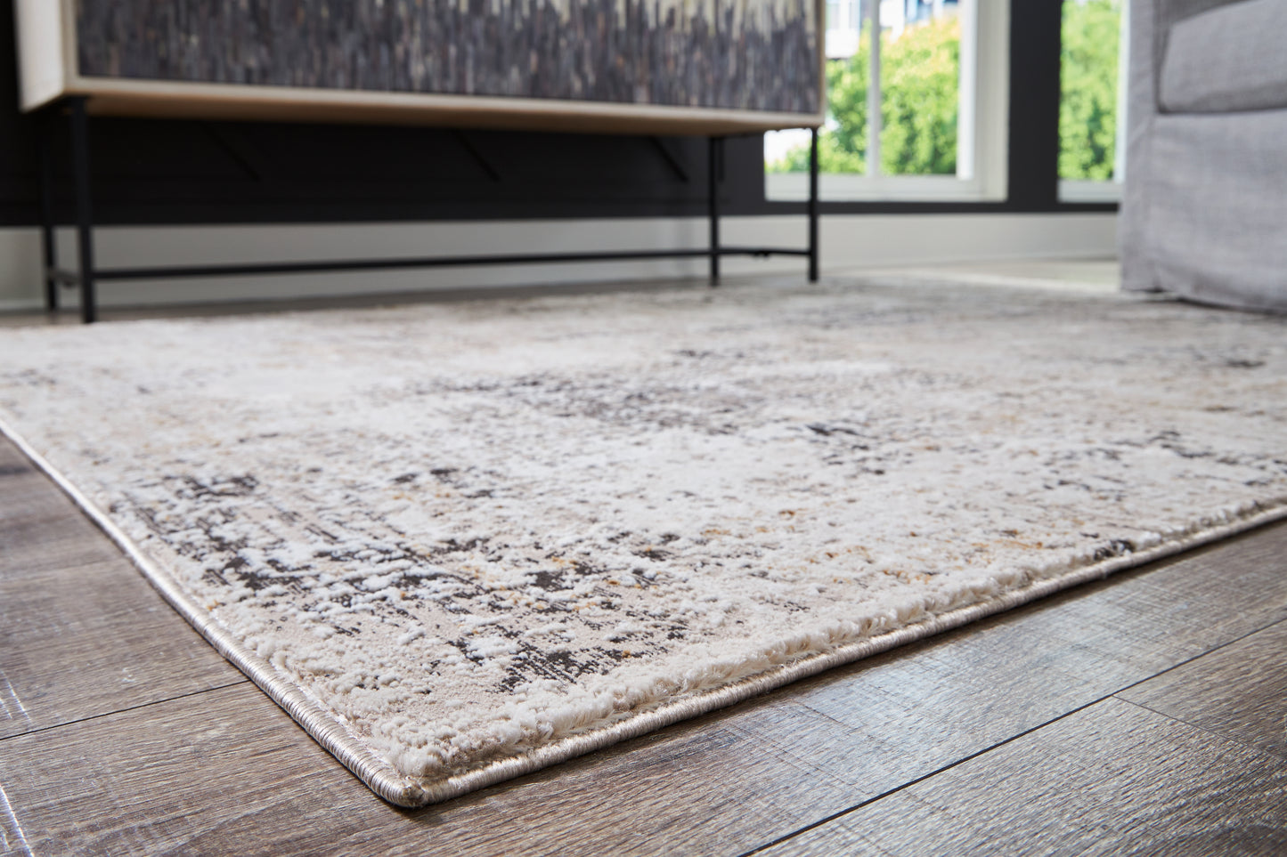 Auburndale Furniture Outlet - Ashley Furniture - Elaning Rug - 8' x 10' Rug / Black/Gray/Cream - R406701