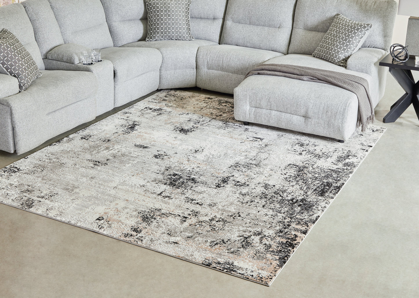 Auburndale Furniture Outlet - Ashley Furniture - Langwell Rug - 8' x 10' Rug / Black/Gray/White - R406781