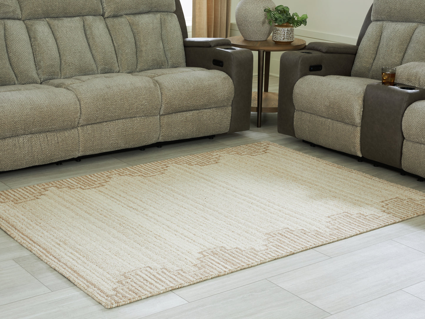 Auburndale Furniture Outlet - Ashley Furniture - Emorymore Rug - Medium Rug / Brown/Beige - R407302