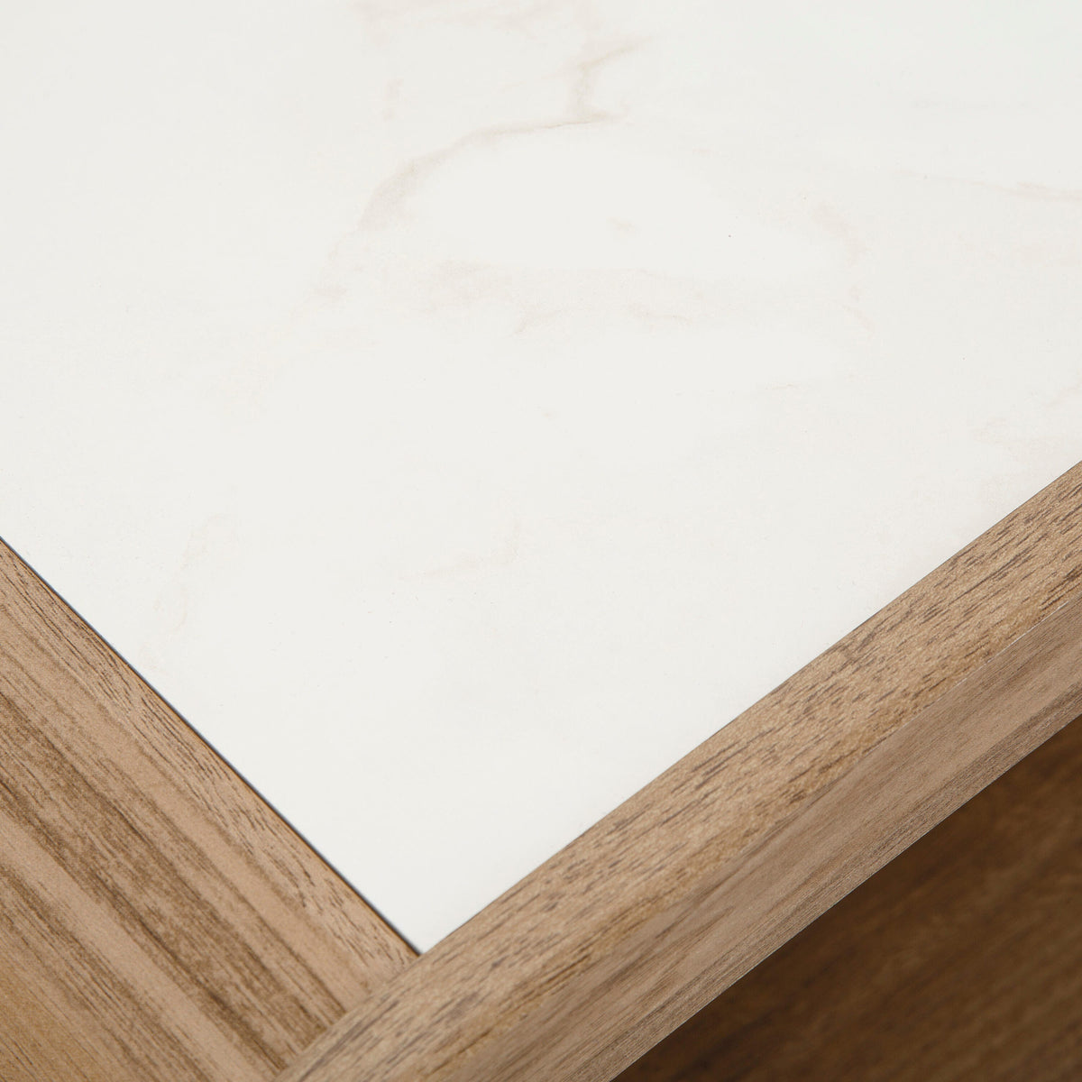 Dovander End Table