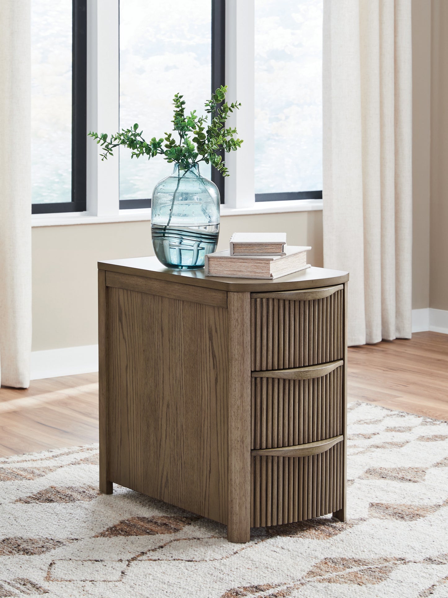 Auburndale Furniture Outlet - Ashley Furniture - Camdill Chairside End Table - Chair Side End Table / Light Brown - T208-317
