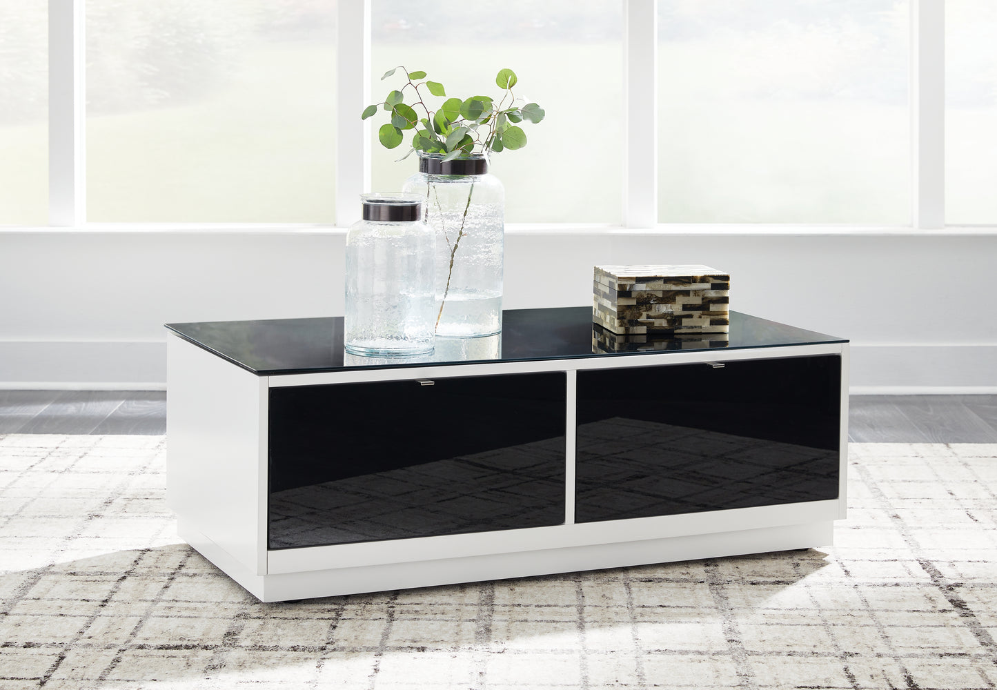 Auburndale Furniture Outlet - Ashley Furniture - Gardoni Coffee Table - Rectangular Cocktail Table / White/Black - T756-1
