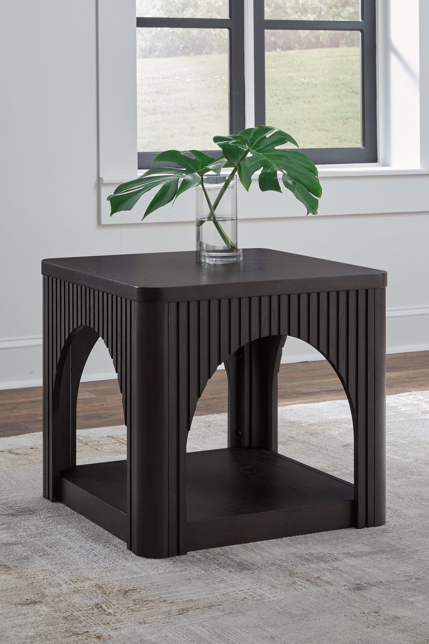 Auburndale Furniture Outlet - Ashley Furniture - Yellink End Table - Square End Table / Black - T760-2