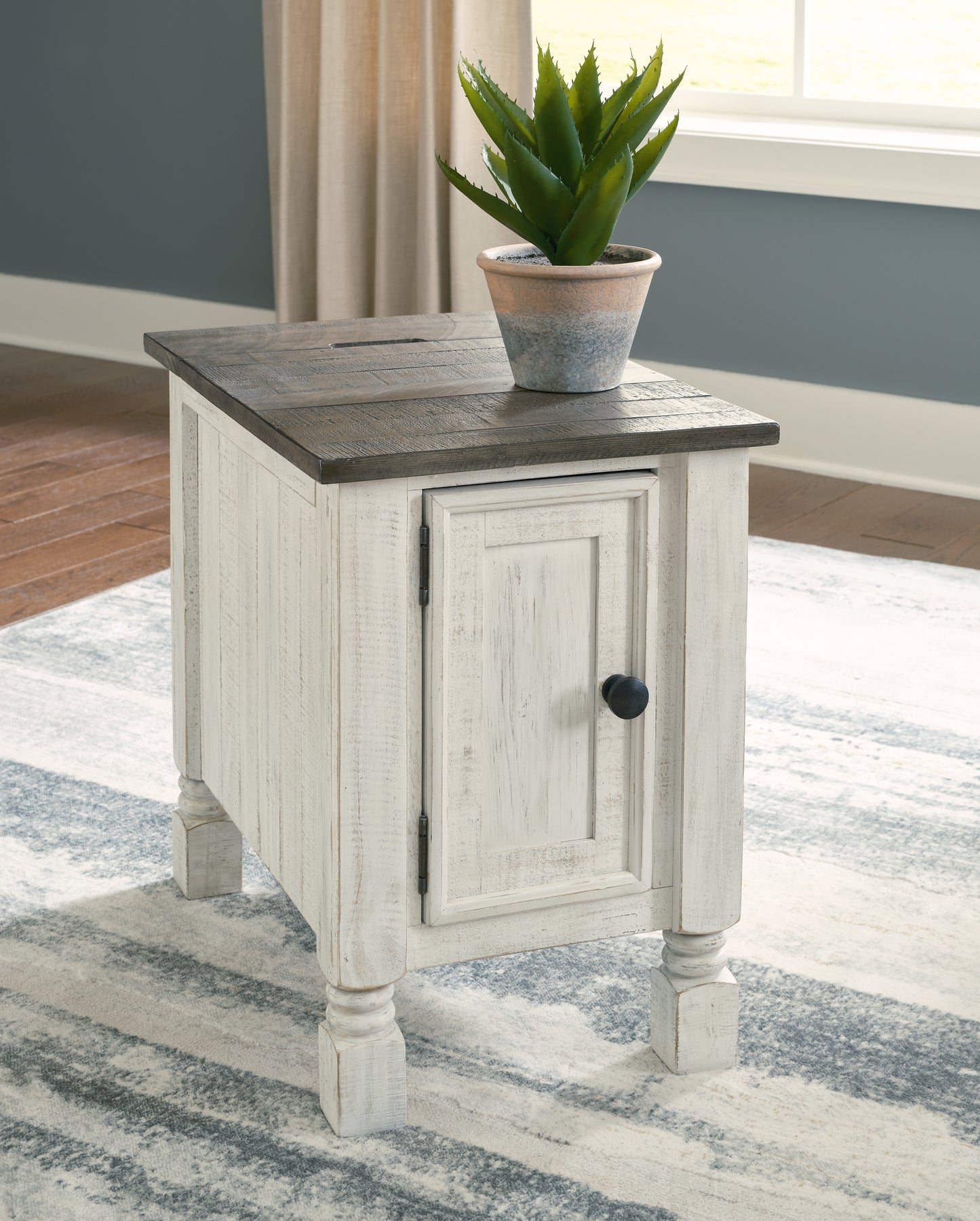 Auburndale Furniture Outlet - Ashley Furniture - Havalance Chairside End Table - Chair Side End Table / White/Gray - T994-7