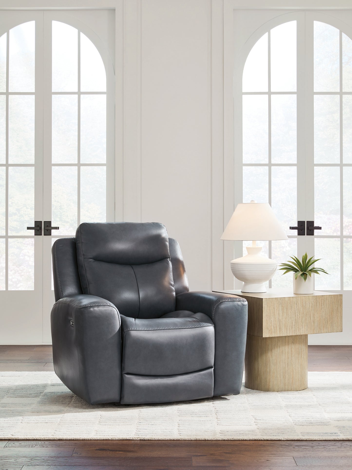 Auburndale Furniture Outlet - Ashley Furniture - Next Move Living Room - PWR Recliner/ADJ Headrest / Admiral - PCU1210013