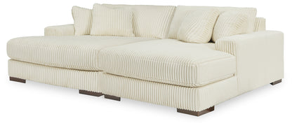Lindyn Sectional