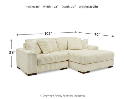 Lindyn Sectional