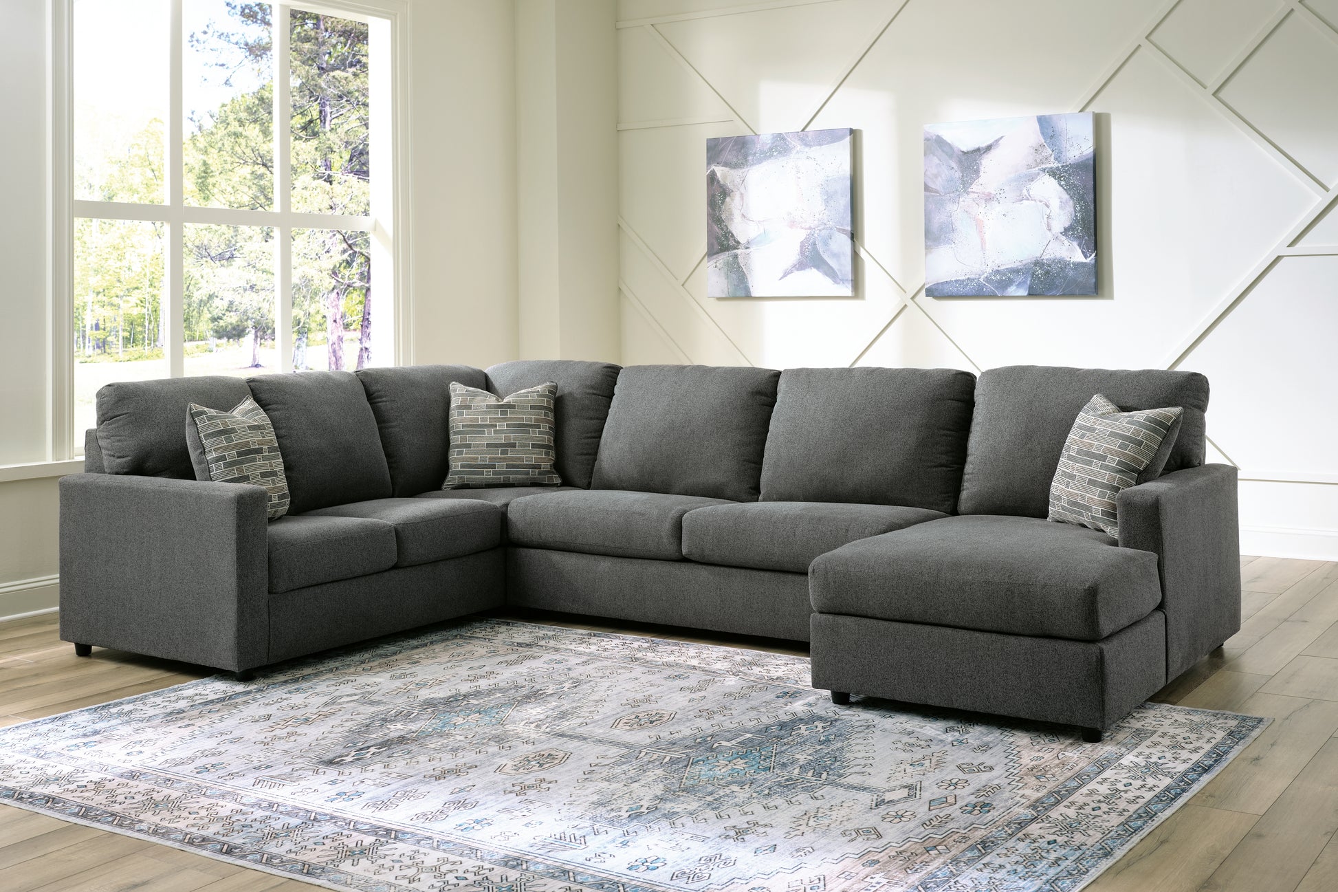 Auburndale Furniture Outlet - Ashley Furniture - Edenfield Sectional - LAF 3-Piece Sectional with Chaise / Linen - 29004S2