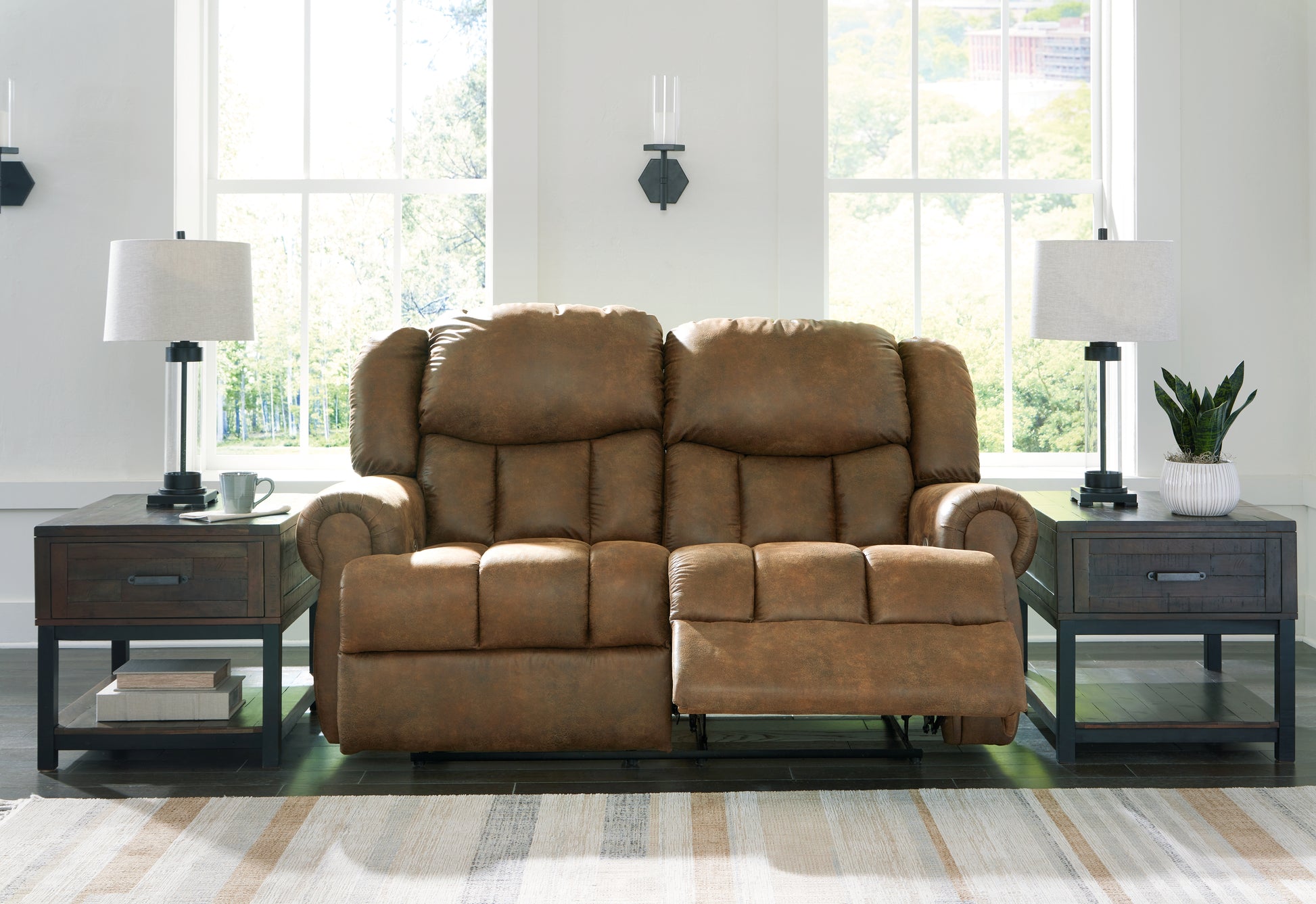 Auburndale Furniture Outlet - Ashley Furniture - Boothbay Living Room - Reclining Power Loveseat / Auburn - 4470474