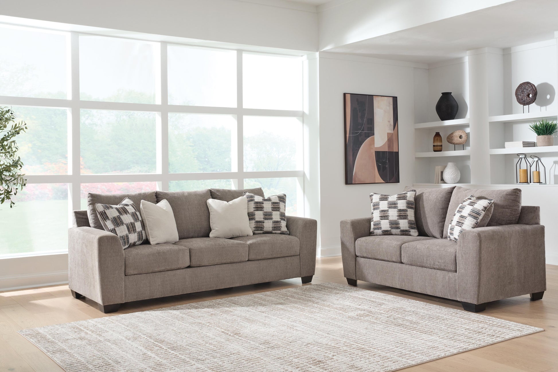 Auburndale Furniture Outlet - Ashley Furniture - Loreo - Default - 63102U1