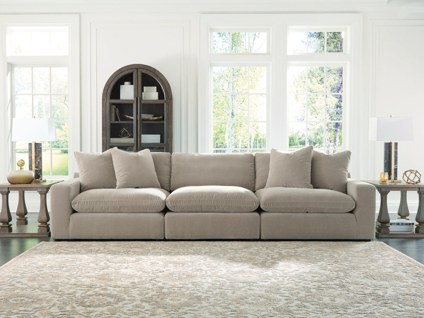 Auburndale Furniture Outlet - Ashley Furniture - Maxton Heights Sectional - RAF 3-Piece Sectional Sofa / Pebble - 67808S2