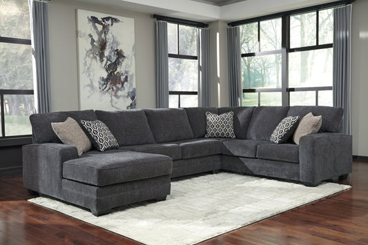 Auburndale Furniture Outlet - Ashley Furniture - Tracling Sectional - RAF 3-Piece Sectional with Chaise / Slate - 72600S1