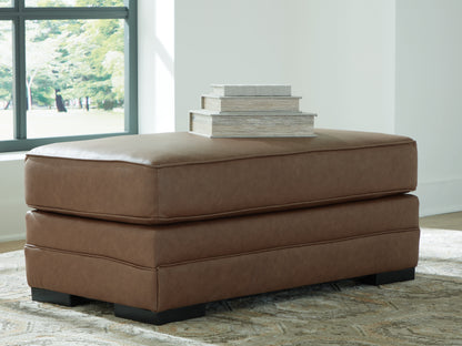 Auburndale Furniture Outlet - Ashley Furniture - VillaCourt Living Room - Chair and a Half / Caramel - 7490923