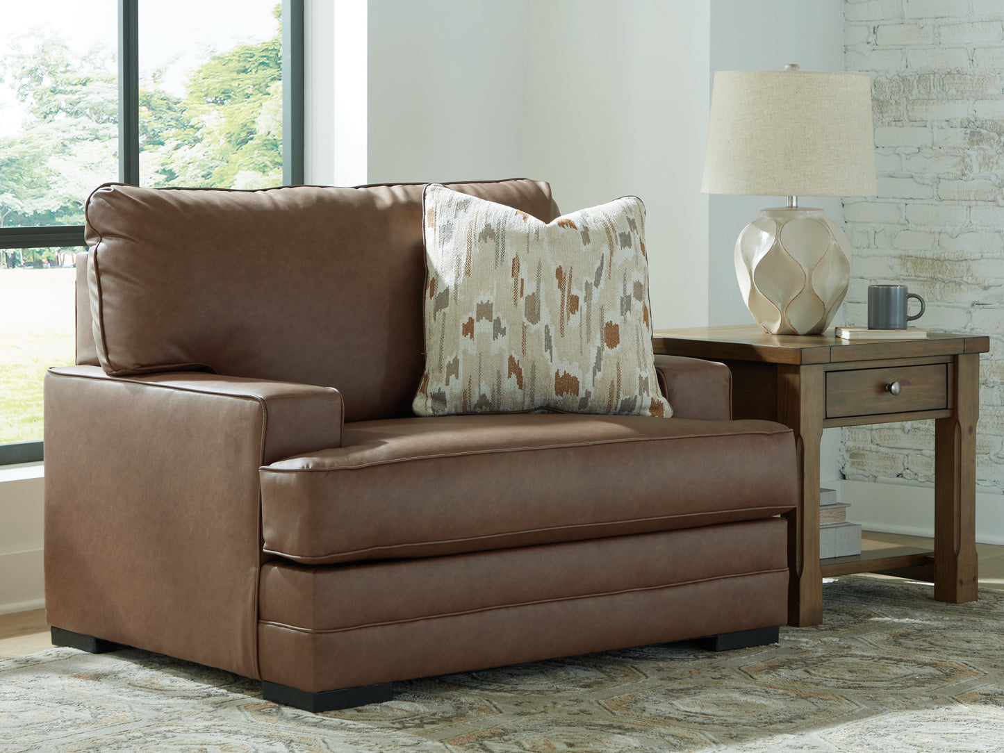 Auburndale Furniture Outlet - Ashley Furniture - VillaCourt Living Room - Chair and a Half / Caramel - 7490923