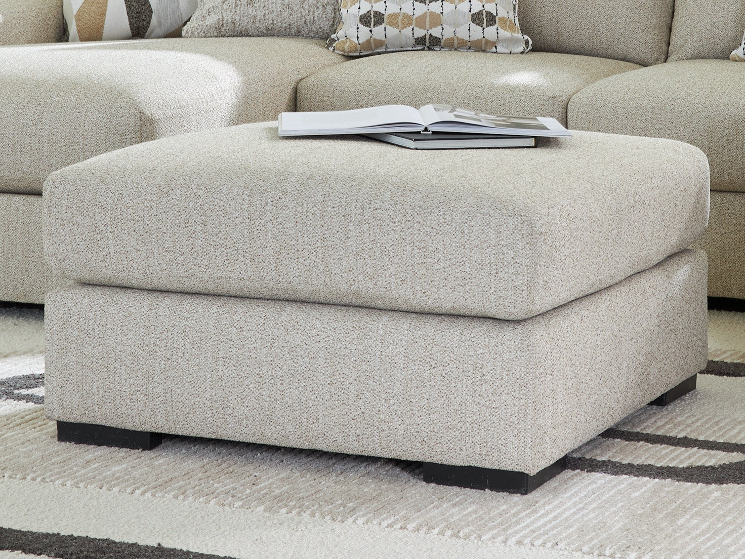 Auburndale Furniture Outlet - Ashley Furniture - Laurelgrove Living Room - Oversized Accent Ottoman / Pebble - 7510508