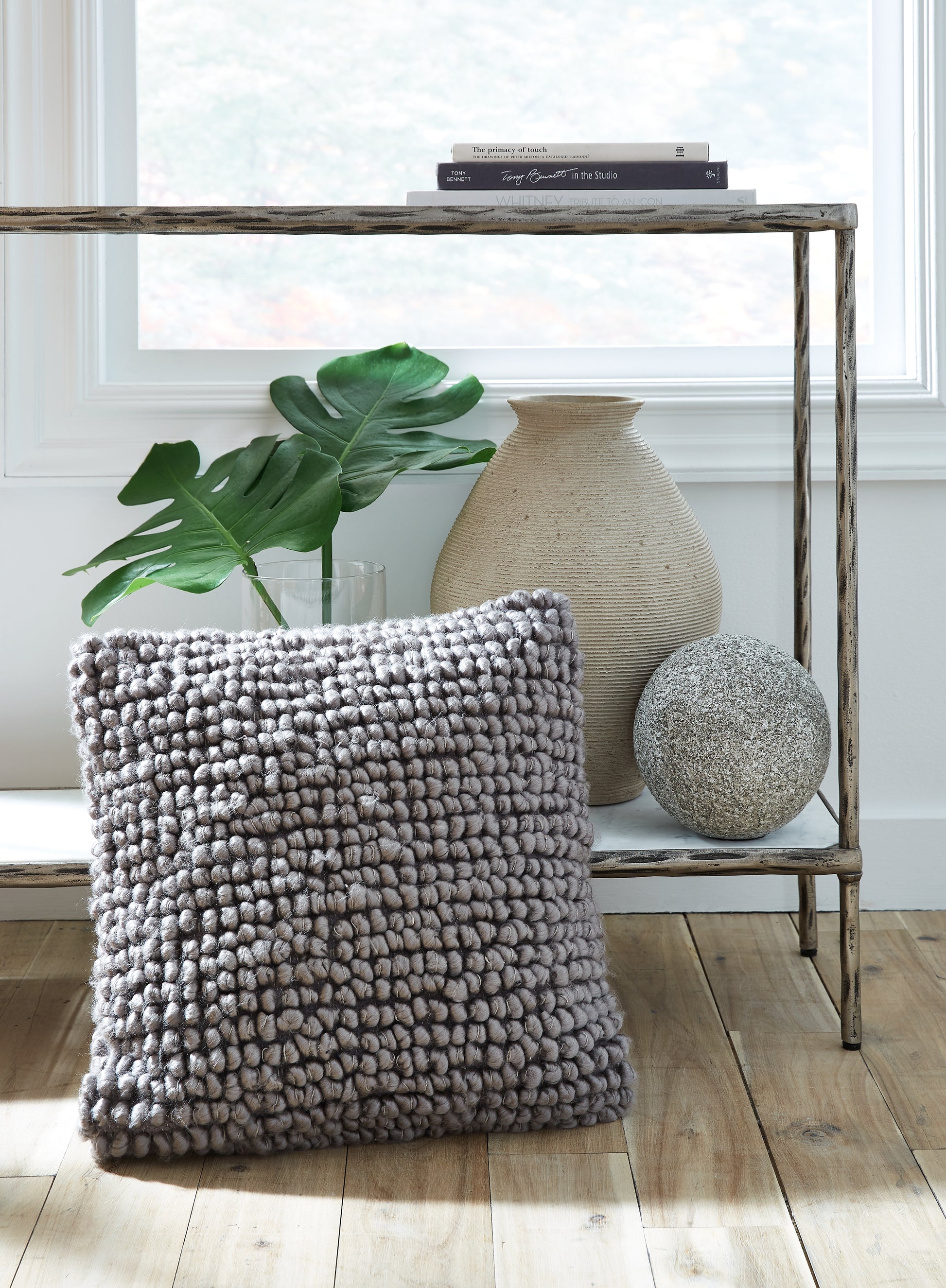 Auburndale Furniture Outlet - Ashley Furniture - Aavie Pillows - Pillow (4/CS) / Gray - A1000977